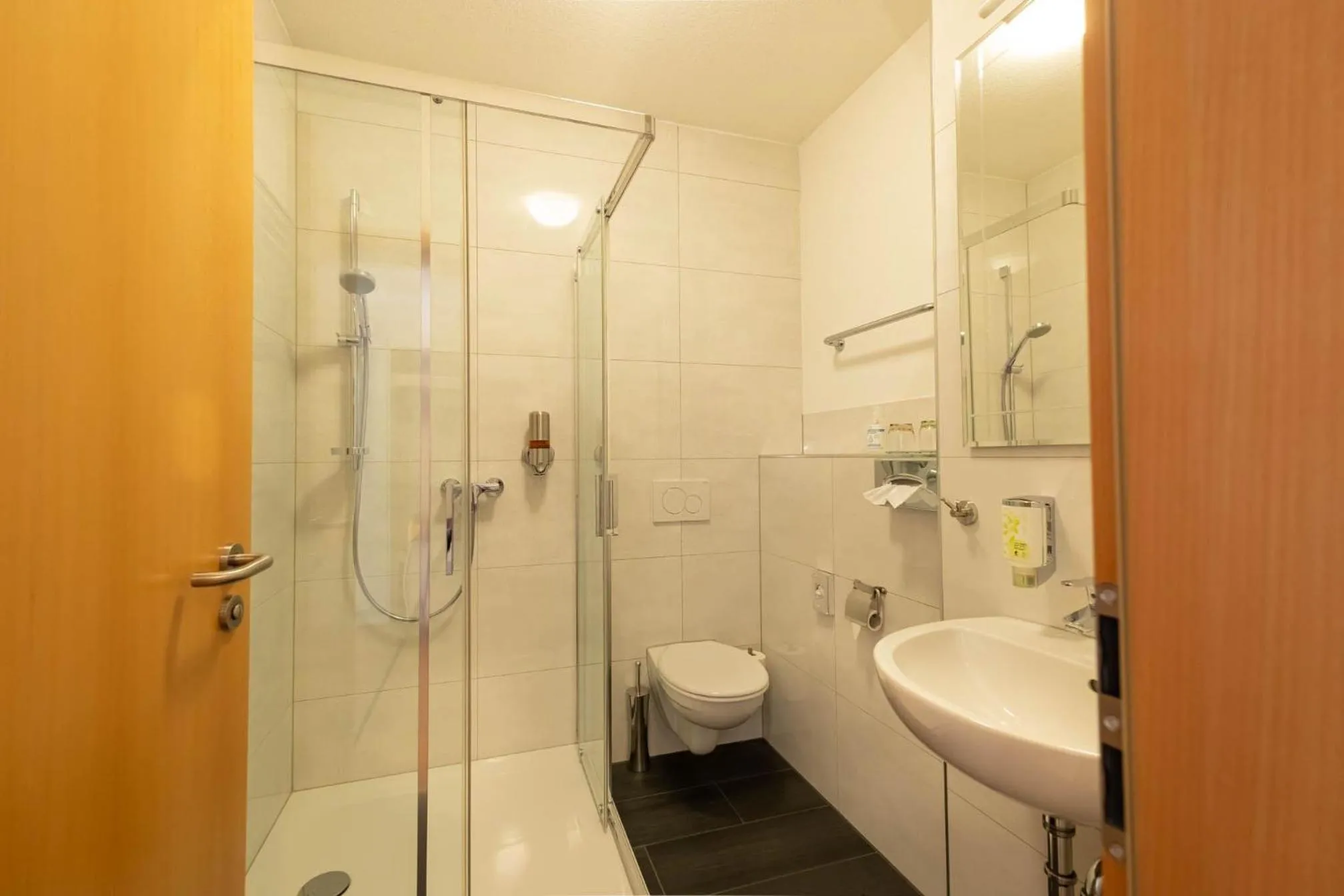 Bathroom in Kraichgauhotel