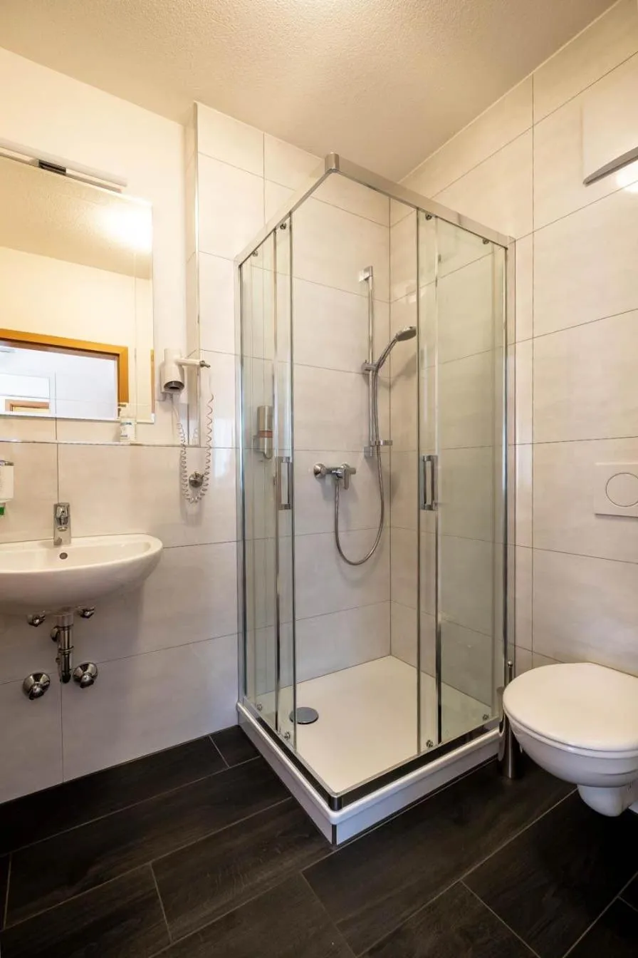 Bathroom in Kraichgauhotel