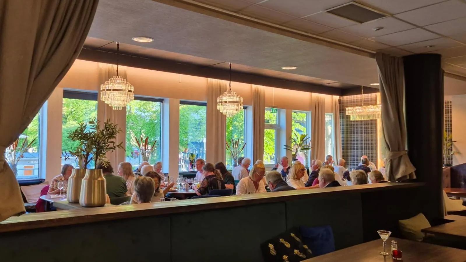 group of guests in Vänerport Stadshotell i Mariestad