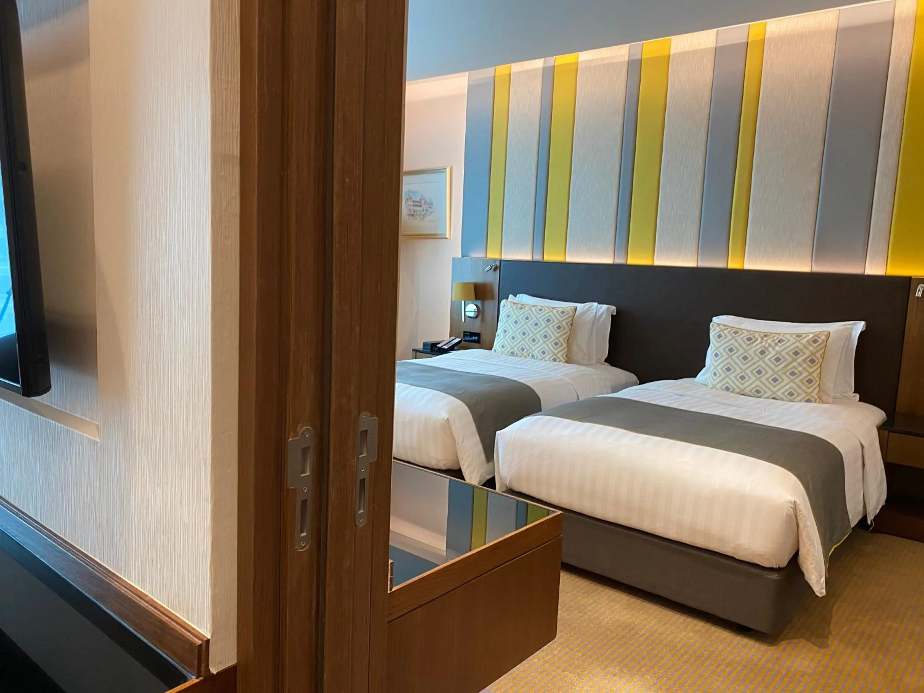 Bed in Lancaster Bangkok