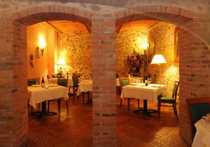 Restaurant/places to eat in Hotel La Spia D'Italia