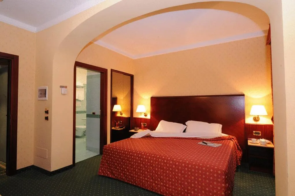Photo of the whole room, Bed in Hotel La Spia D'Italia