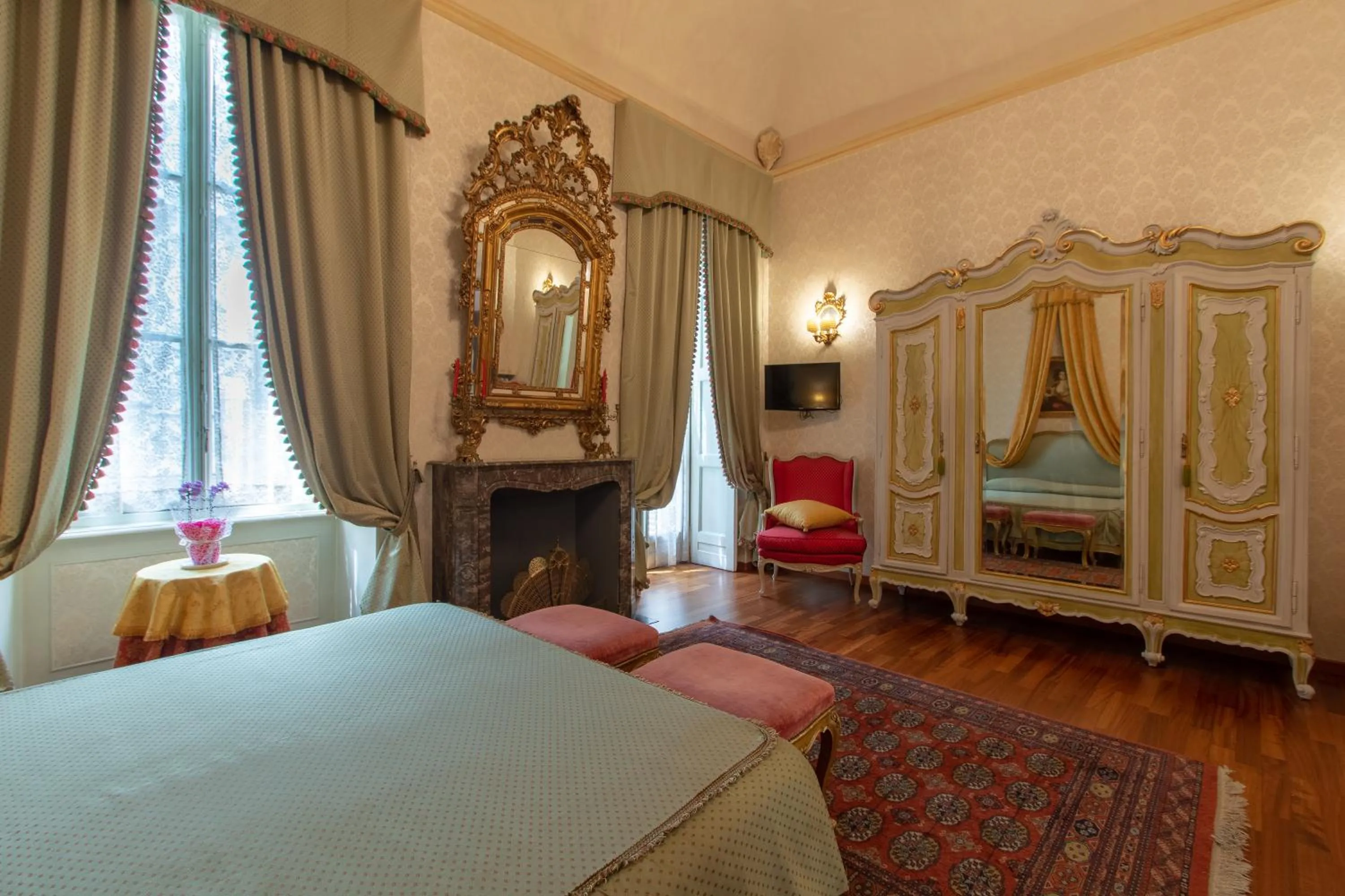 Photo of the whole room, Bed in Hotel Antica Dogana