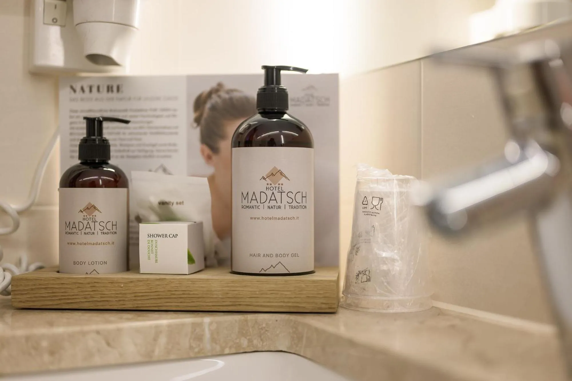 Bathroom in Hotel Madatsch