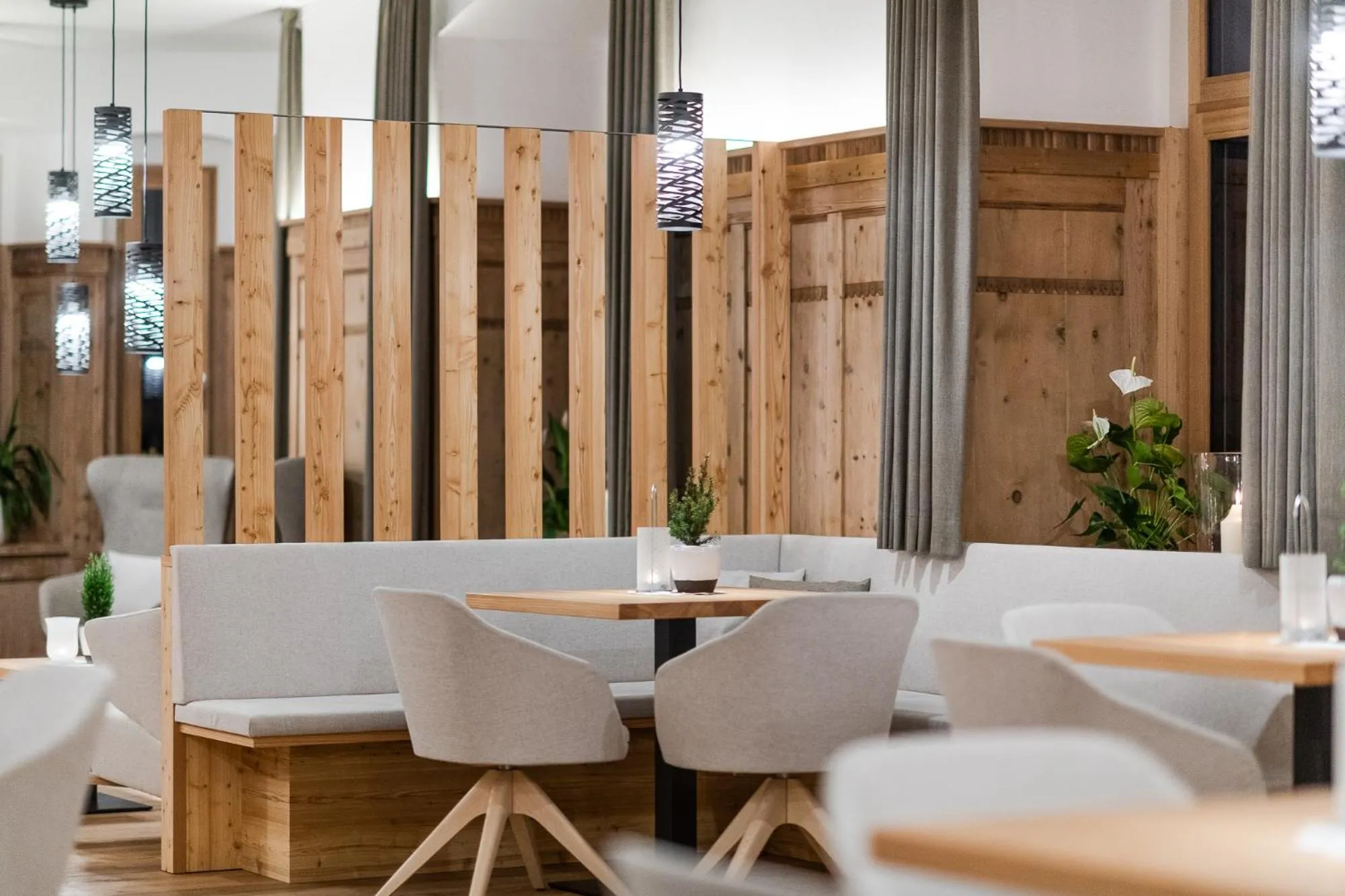 Seating area in Hotel Madatsch