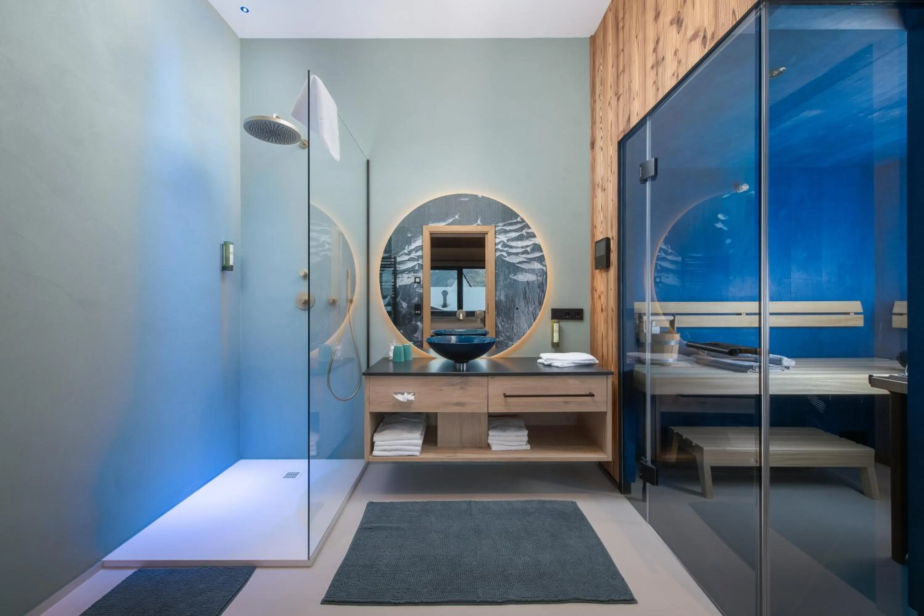 Bed in Hotel & Appartements Heigenhauser