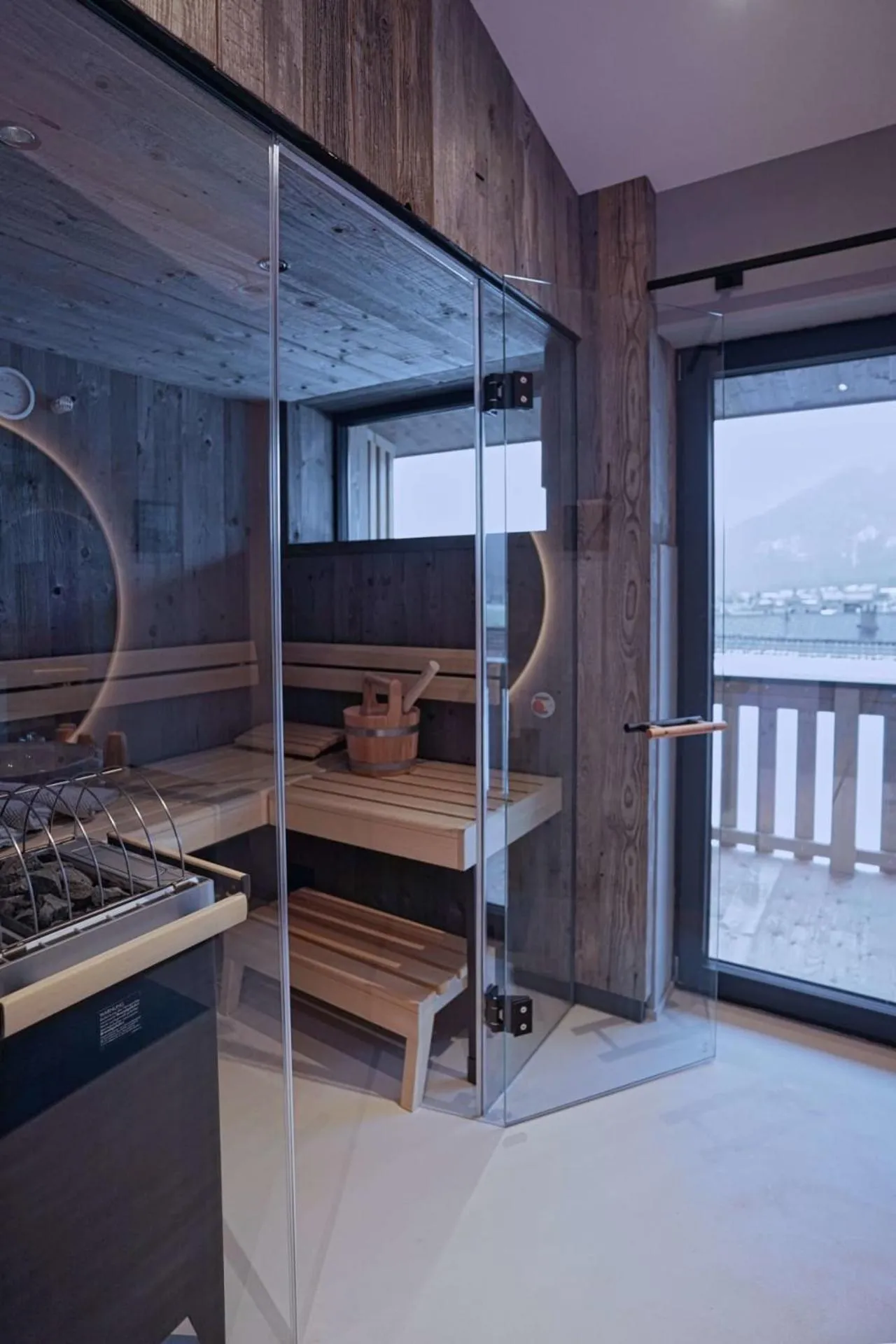 Bed in Hotel & Appartements Heigenhauser