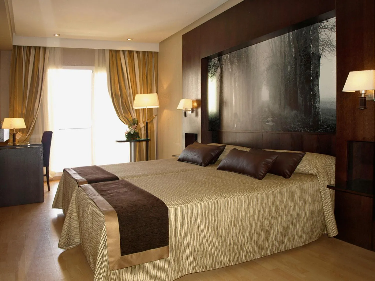 Photo of the whole room, Bed in Oh Nice Ulises Ceuta