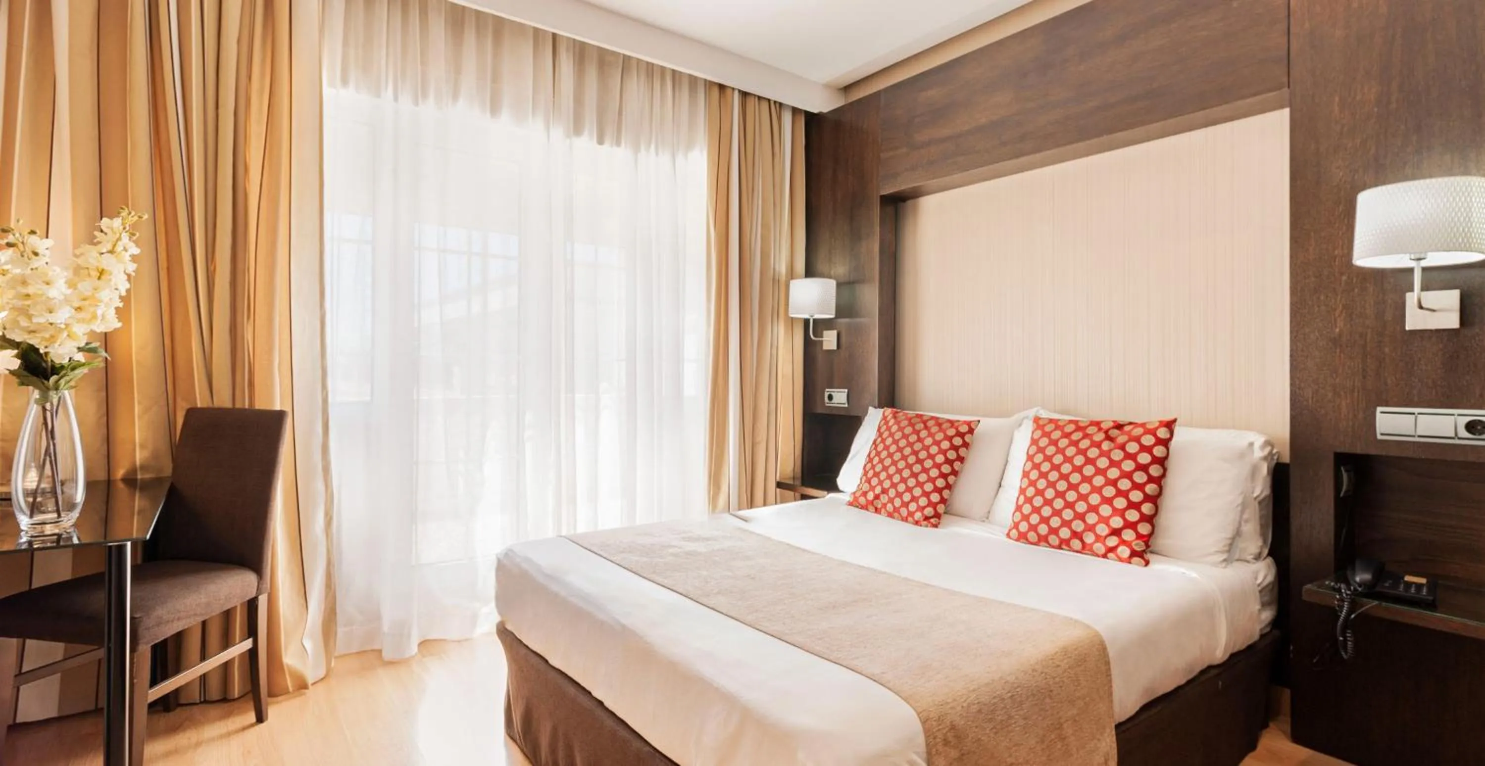 Bed in Oh Nice Ulises Ceuta