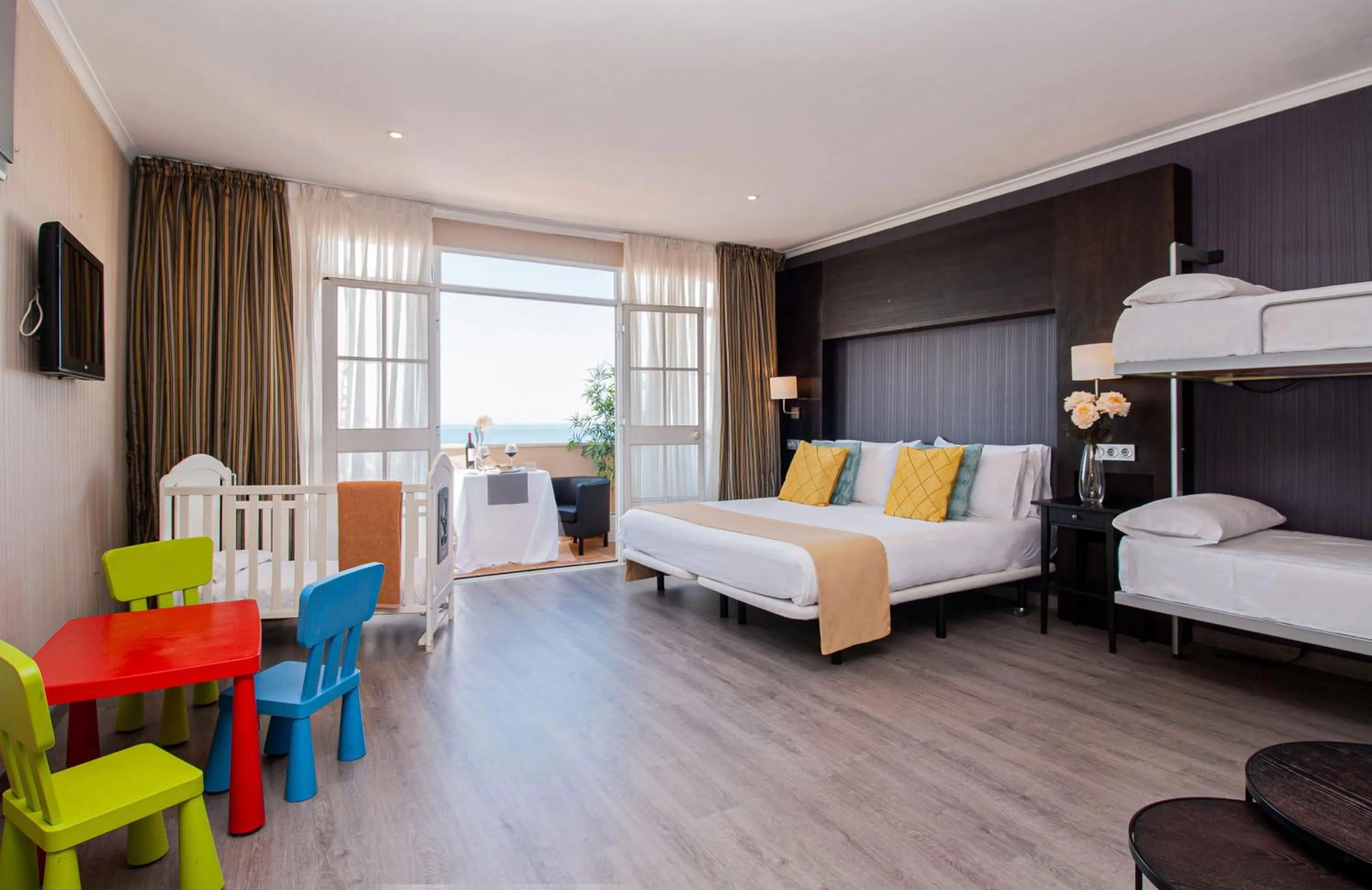 Bed in Oh Nice Ulises Ceuta