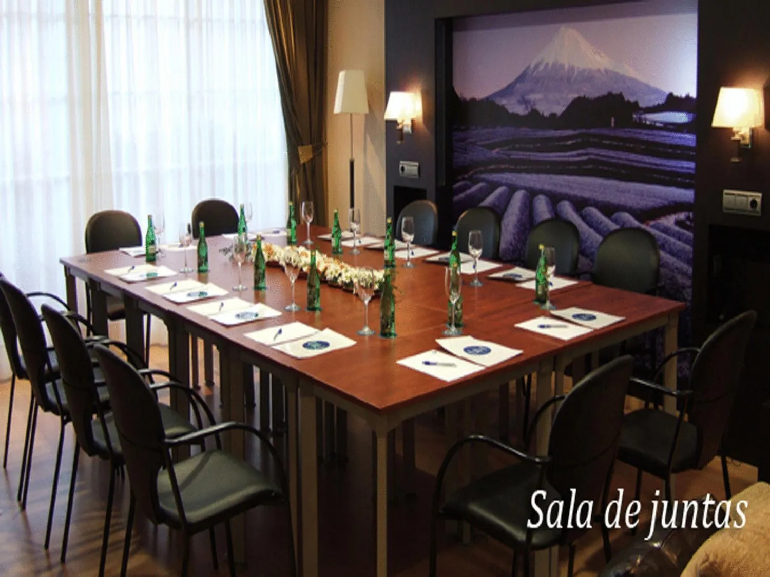 Business facilities in Oh Nice Ulises Ceuta