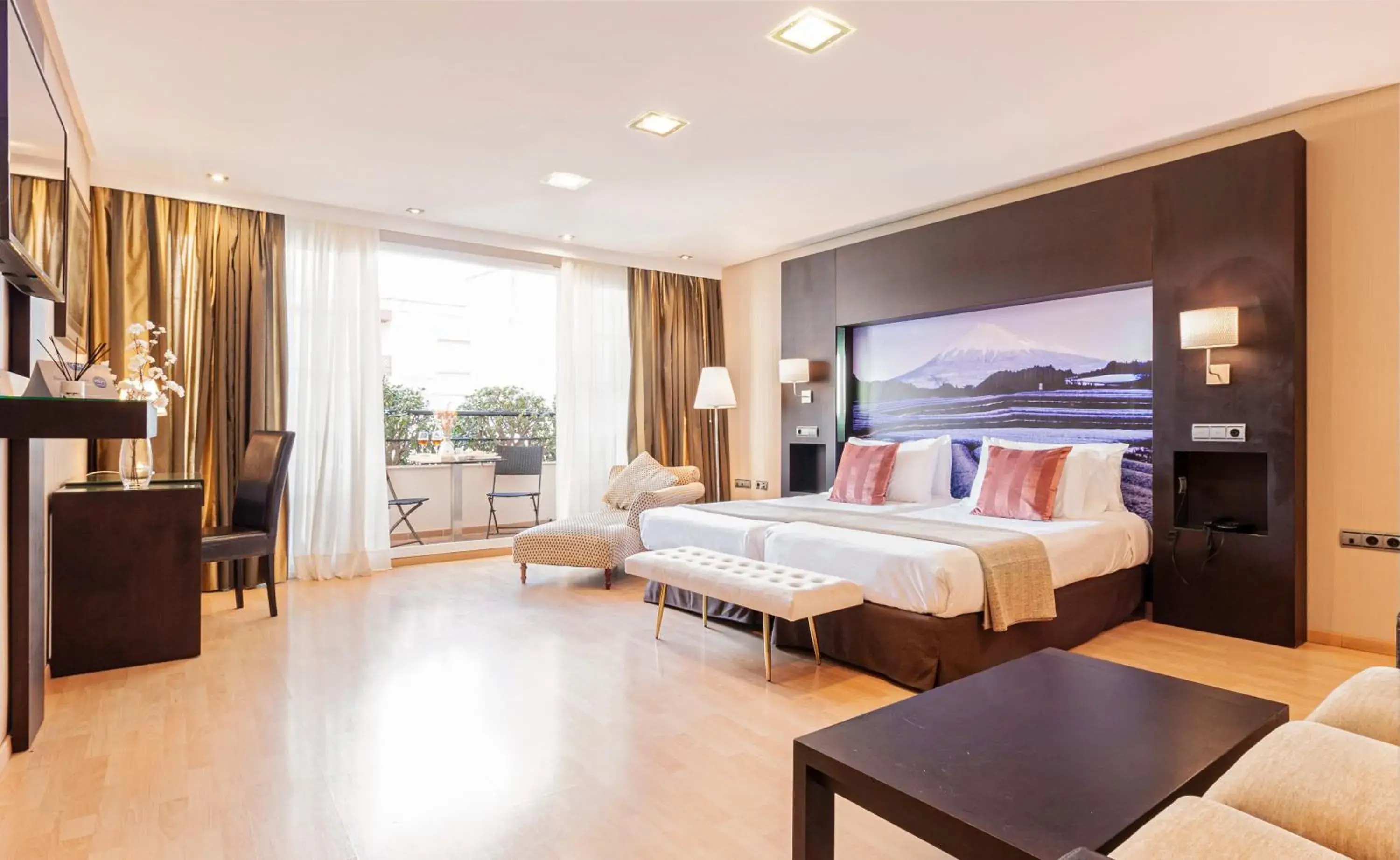 Superior Double Room in Oh Nice Ulises Ceuta Superior Double Room in Oh Nice Ulises Ceuta