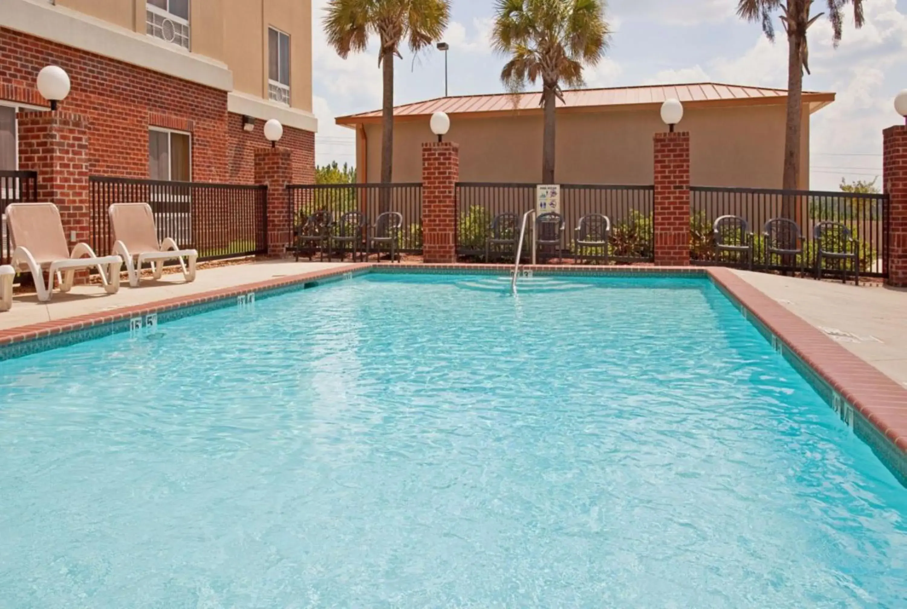 Swimming pool in Holiday Inn Express Hotel & Suites Lucedale by IHG Swimming pool in Holiday Inn Express Hotel & Suites Lucedale by IHG