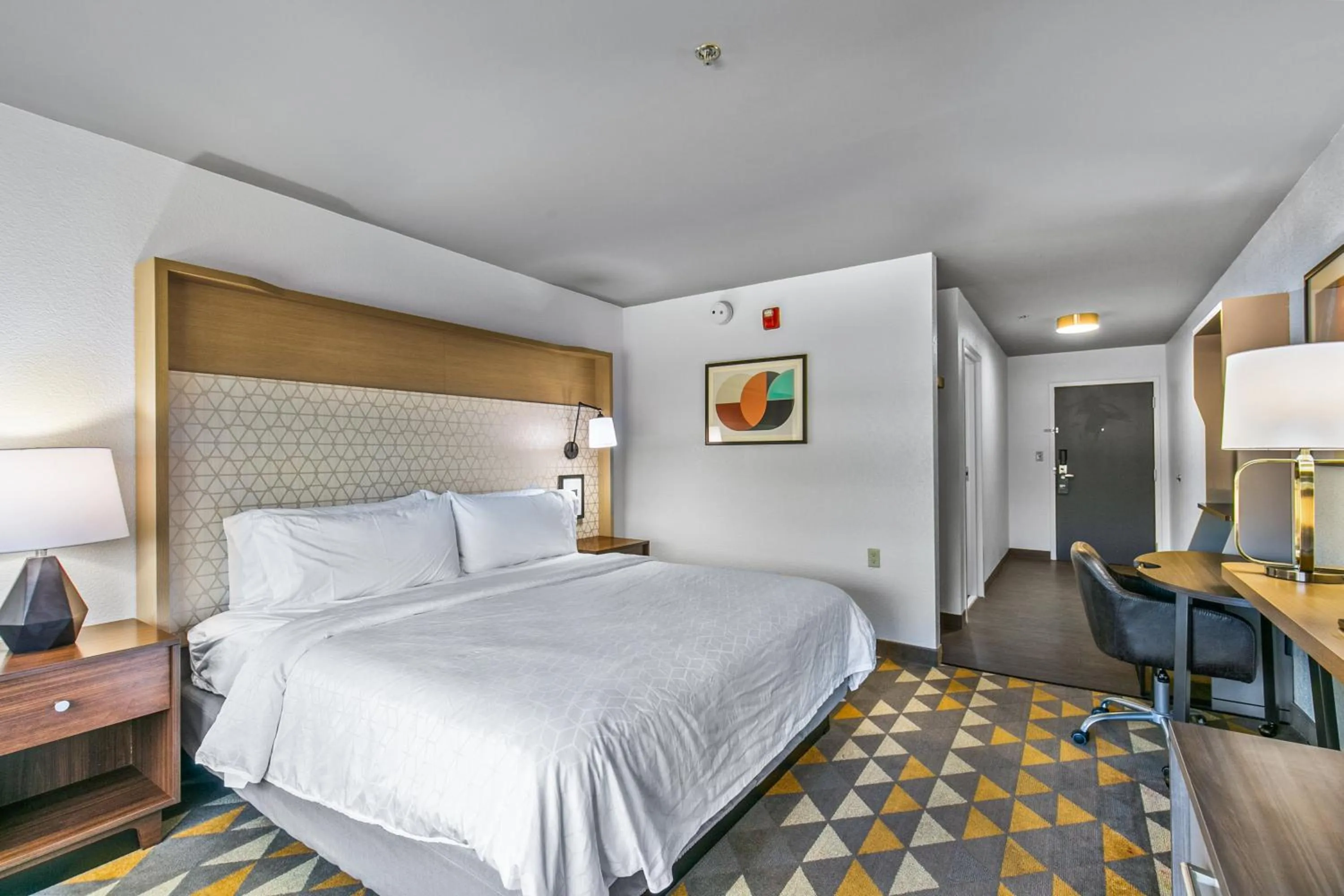 Photo of the whole room, Bed in Holiday Inn Express Hotel & Suites Lucedale by IHG