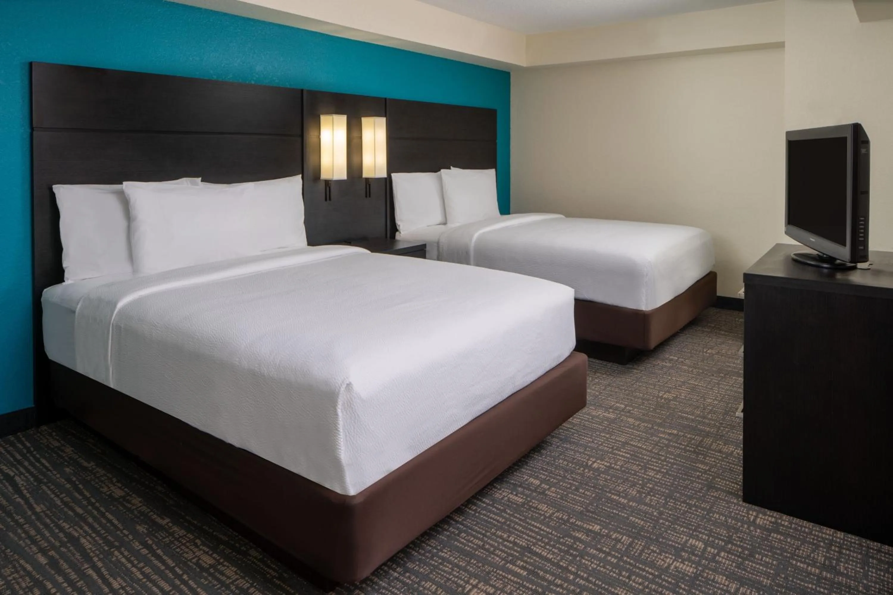 Bedroom, Bed in Residence Inn Orlando Convention Center