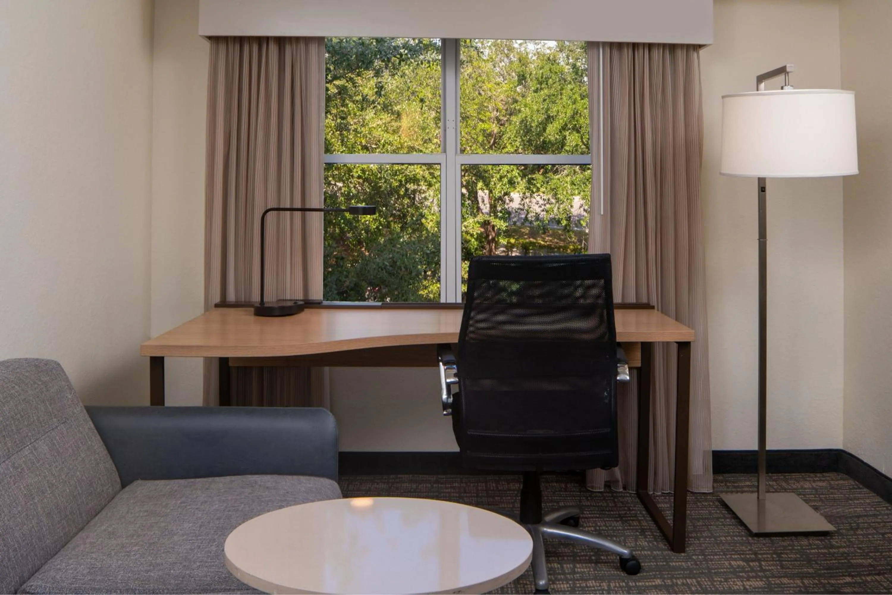 Living room in Residence Inn Orlando Convention Center