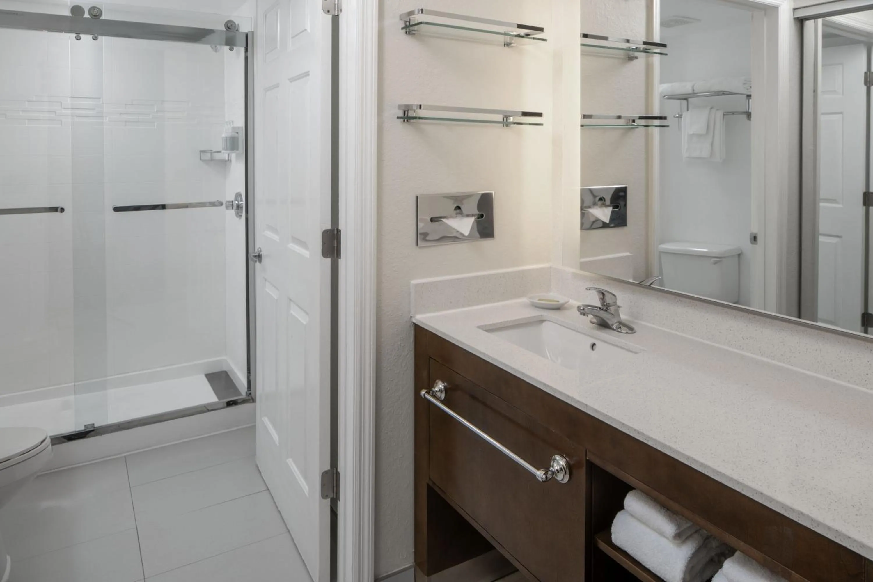 Bathroom in Residence Inn Orlando Convention Center