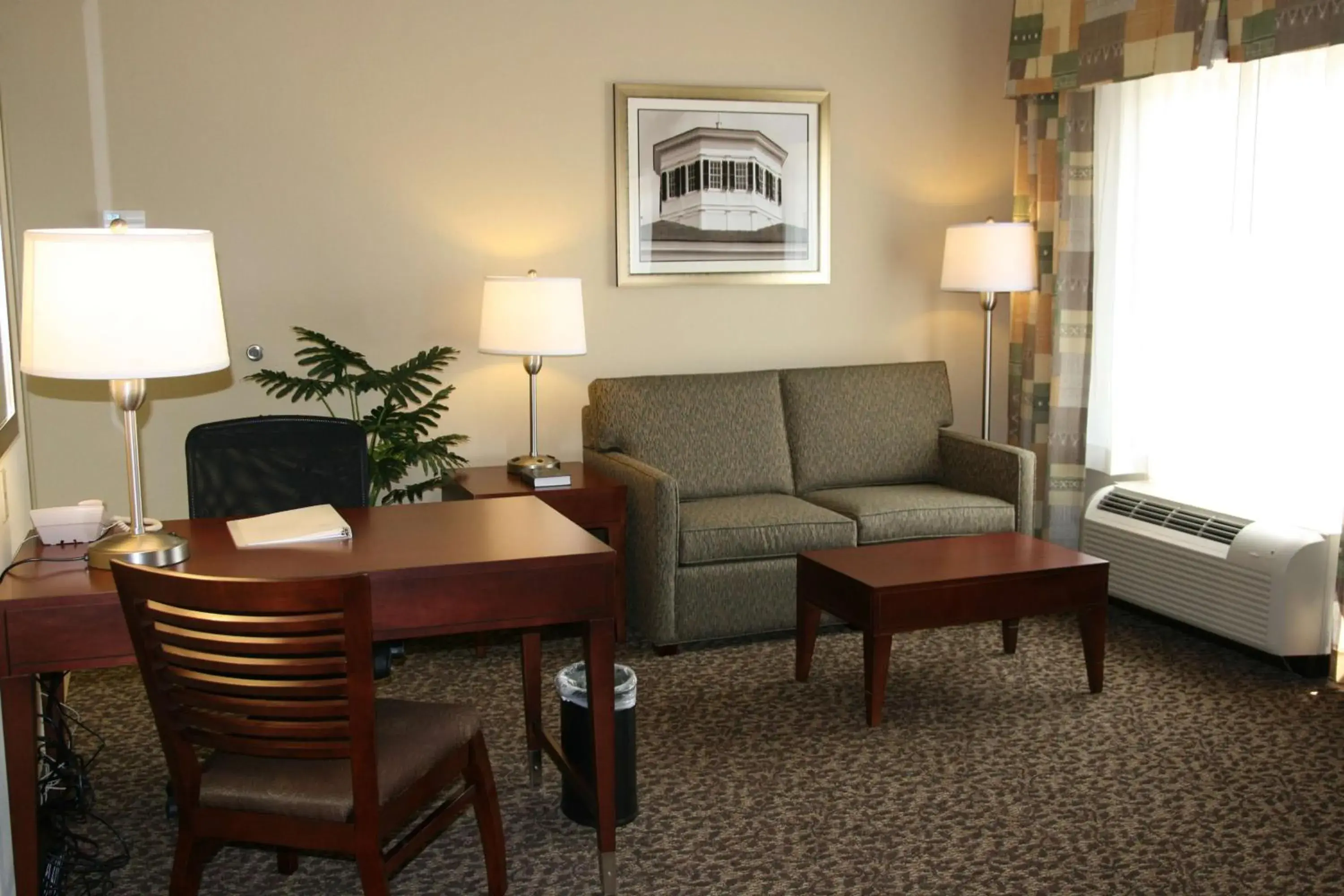 Living room in Hampton Inn & Suites West Point Living room in Hampton Inn & Suites West Point