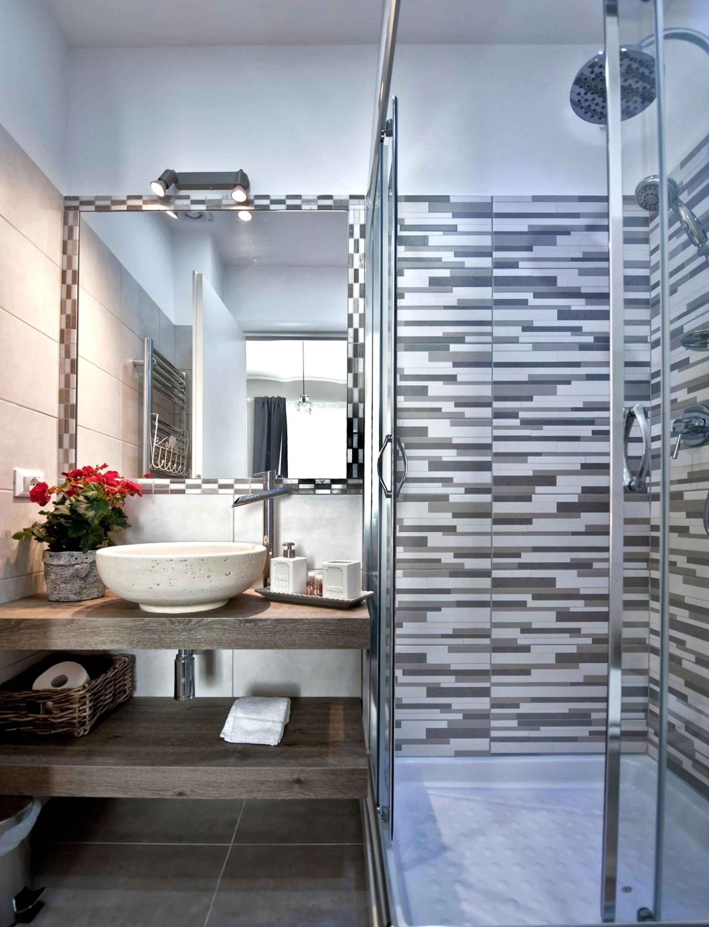 Bathroom in TinkerBell GuestHouse