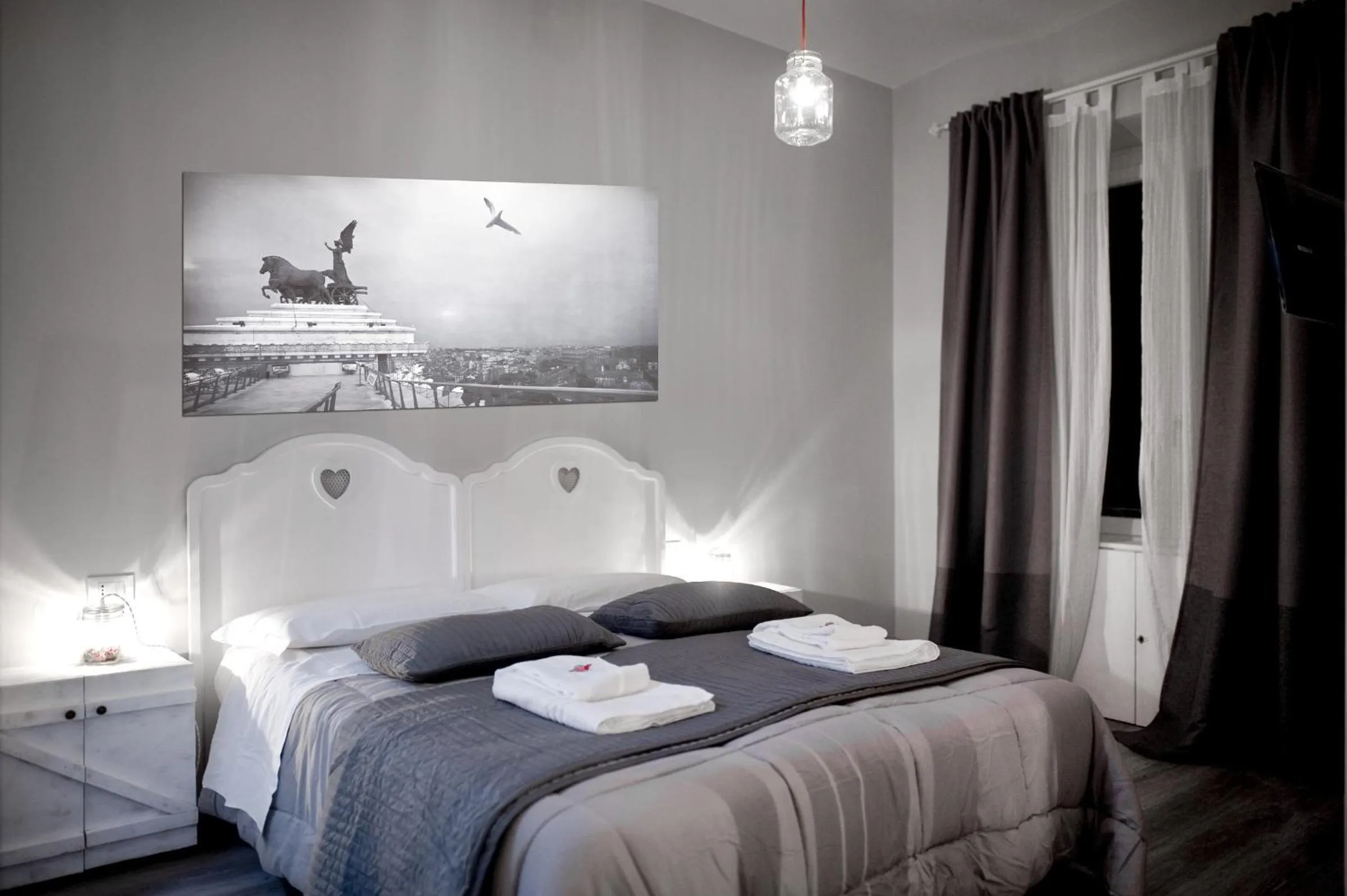 Bed in TinkerBell GuestHouse