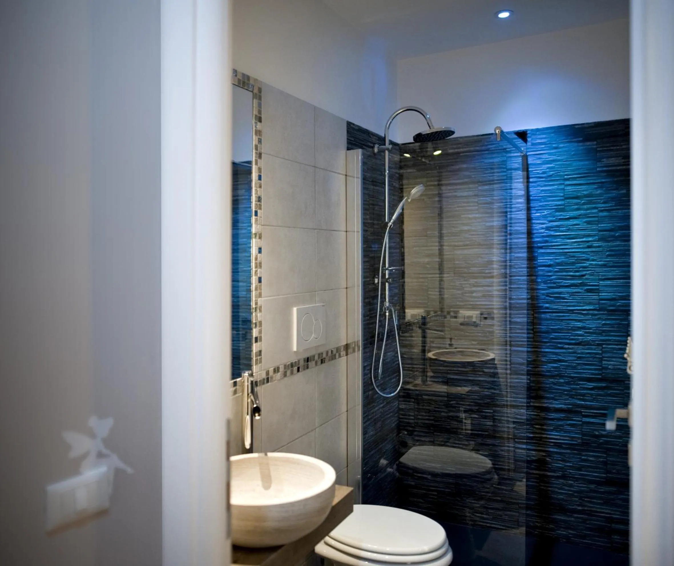 Bathroom in TinkerBell GuestHouse