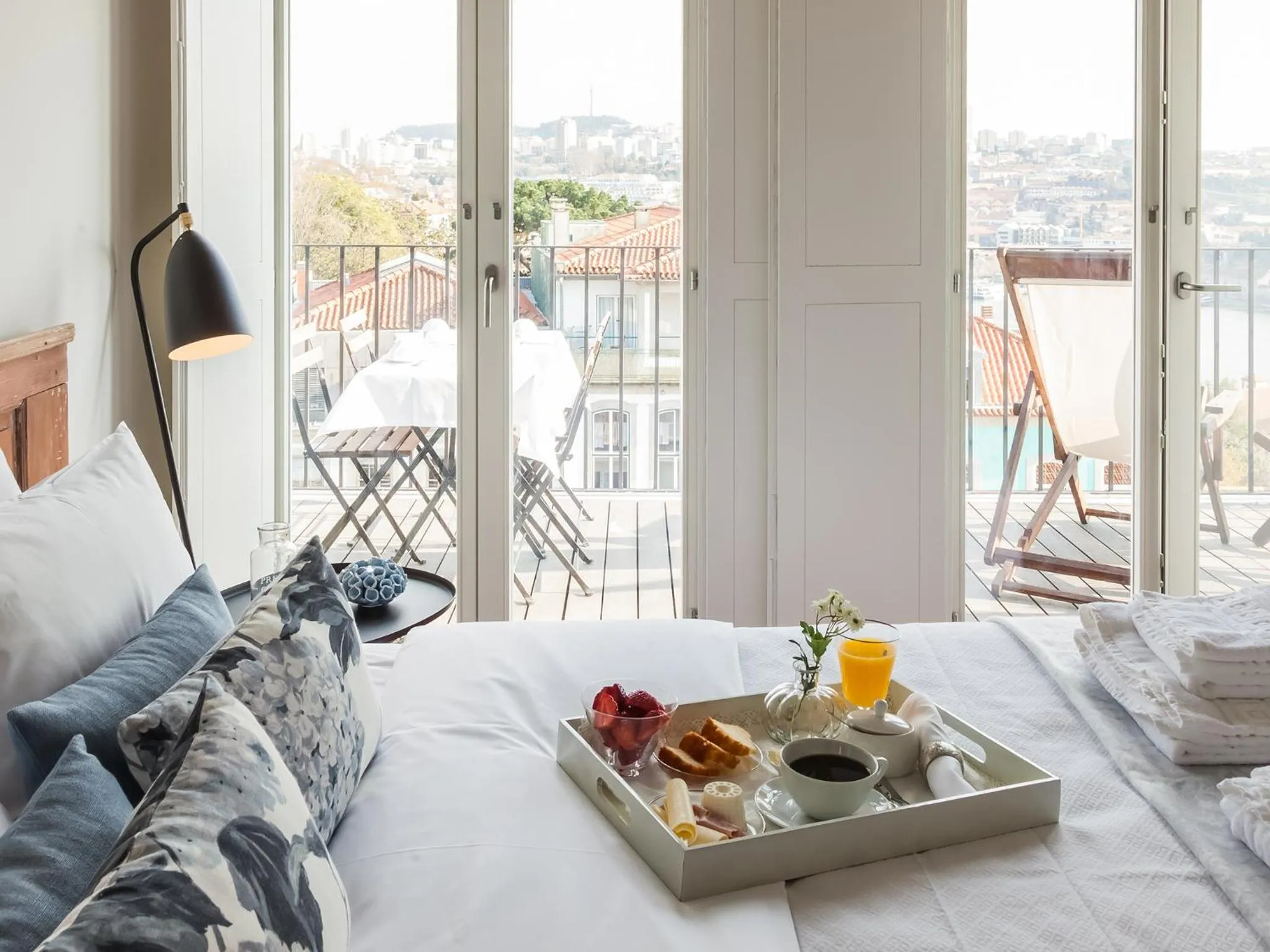 Decorative detail, Bed in Down2Town B&B