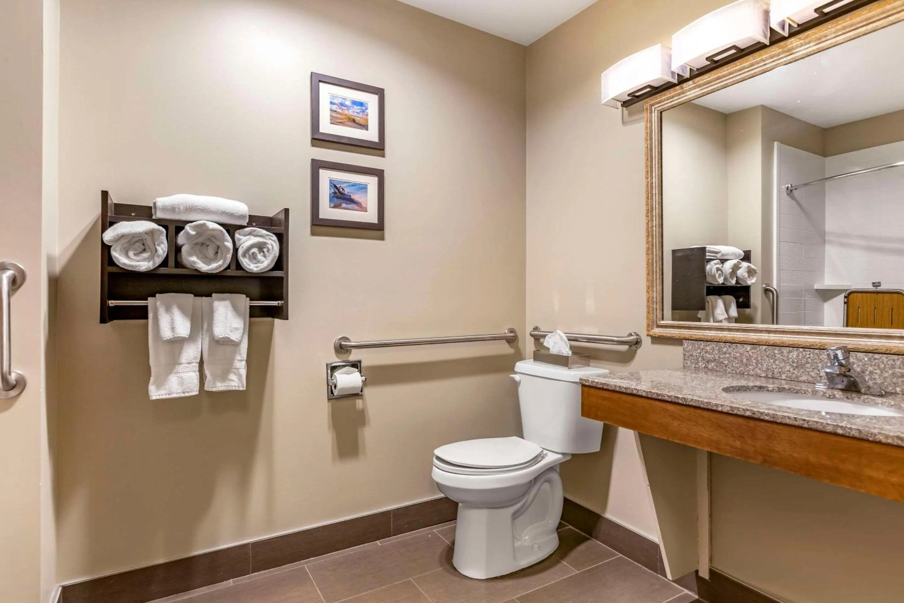 Bedroom in Comfort Inn & Suites Ludington near US-10