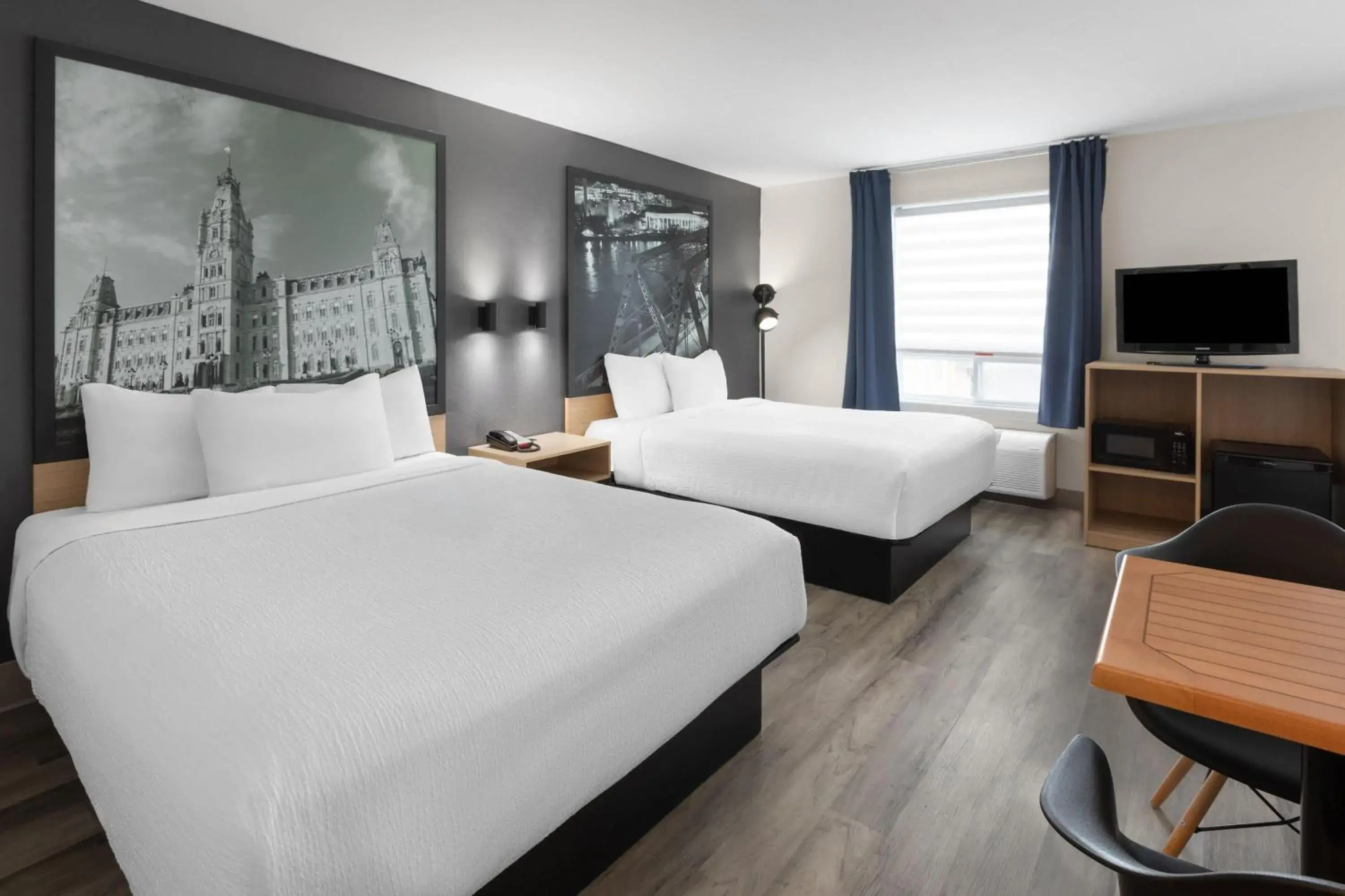 Photo of the whole room, Bed in Super 8 by Wyndham Quebec City Photo of the whole room, Bed in Super 8 by Wyndham Quebec City