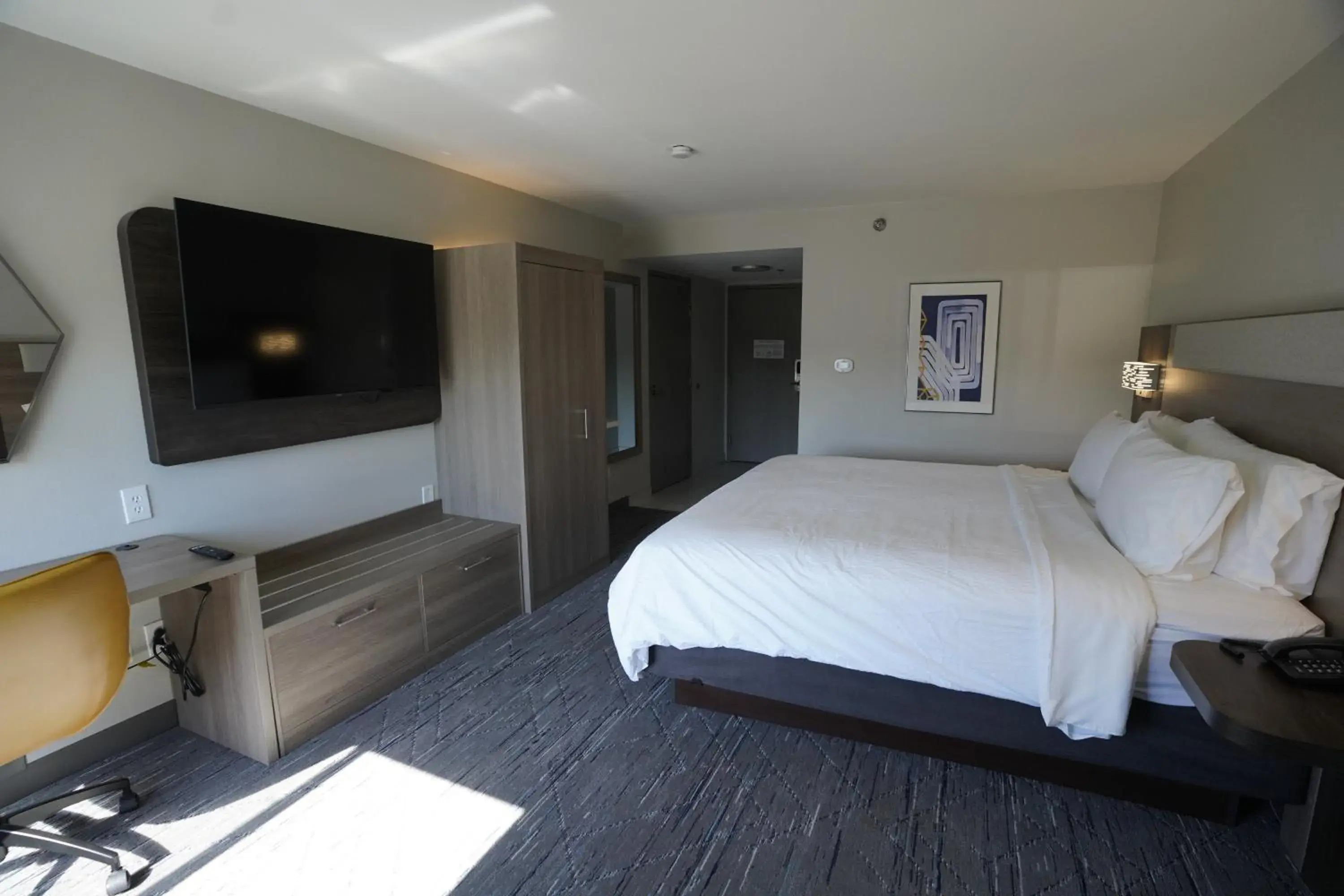 Photo of the whole room, Bed in Holiday Inn Express La Junta by IHG Photo of the whole room, Bed in Holiday Inn Express La Junta by IHG