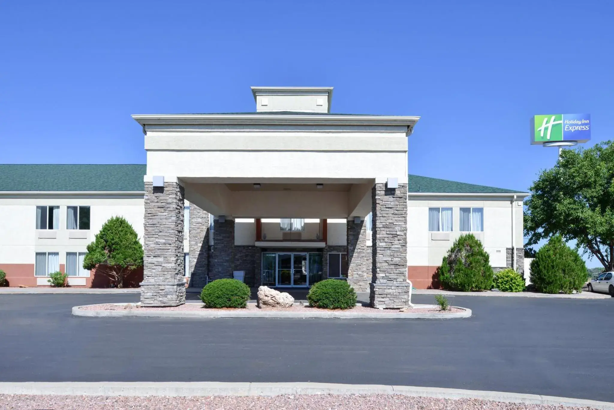 Property building in Holiday Inn Express La Junta by IHG Property building in Holiday Inn Express La Junta by IHG