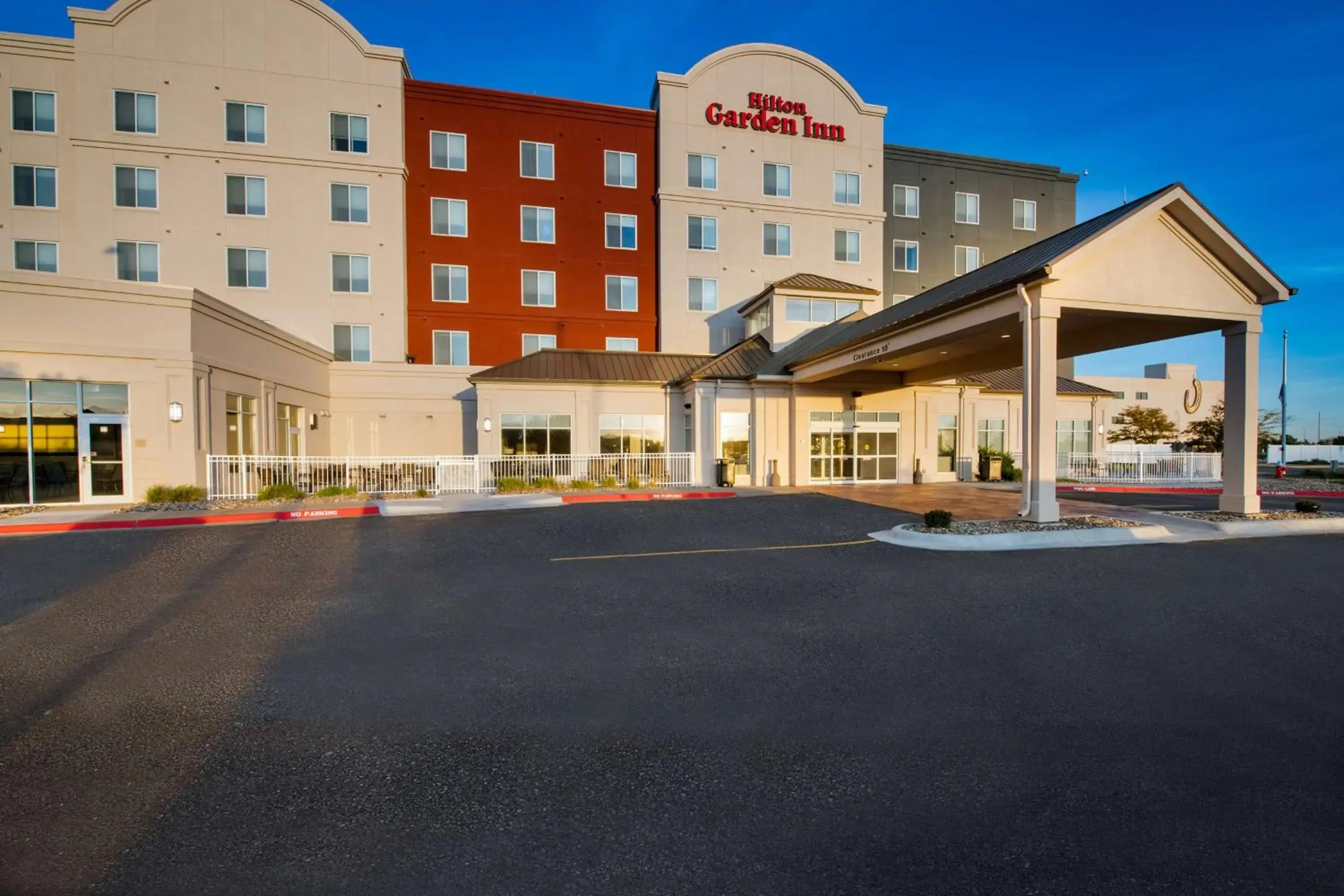 Property building in Hilton Garden Inn Omaha East/Council Bluffs Property building in Hilton Garden Inn Omaha East/Council Bluffs