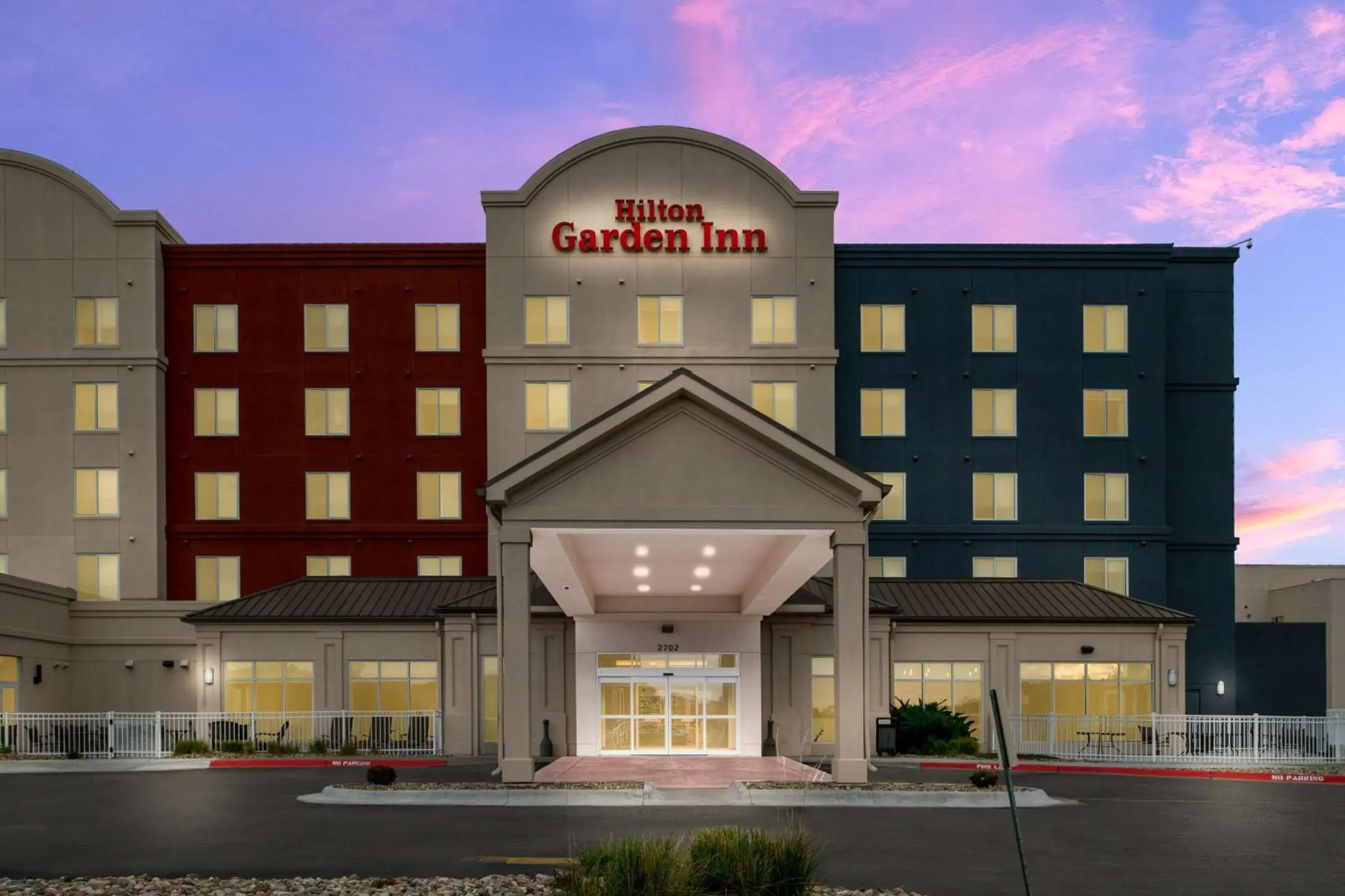 Property building in Hilton Garden Inn Omaha East/Council Bluffs Property building in Hilton Garden Inn Omaha East/Council Bluffs