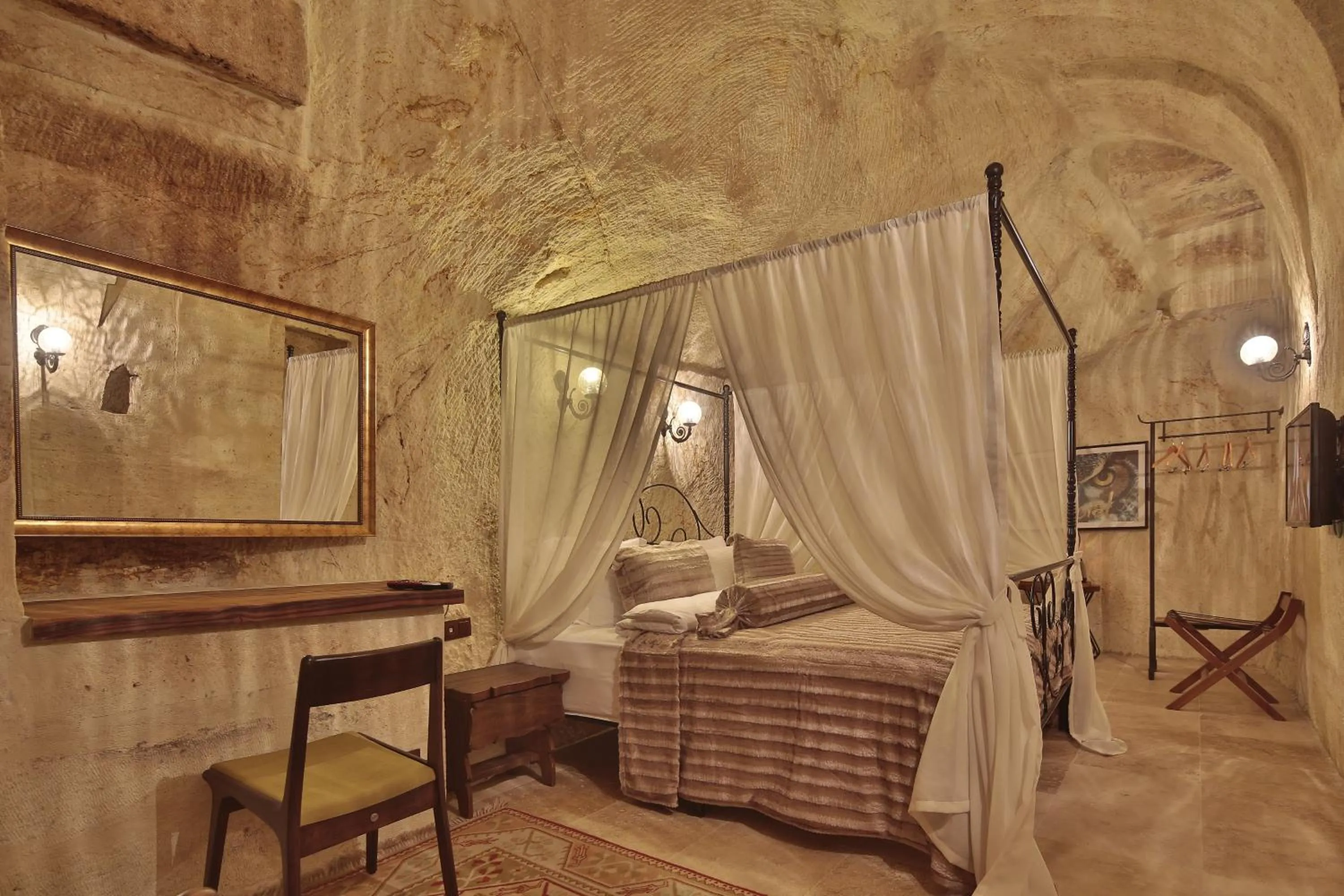 Bed in Asuwari Suites Cappadocia