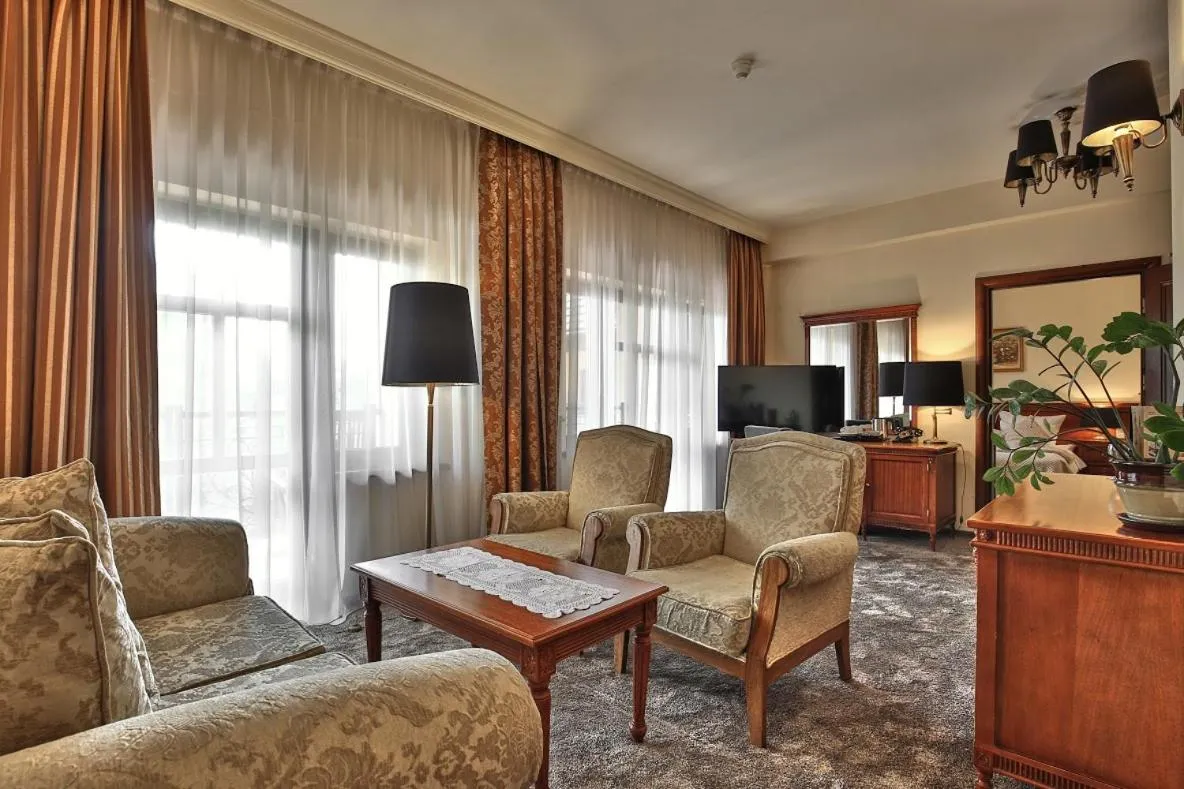 Living room in Grand Hotel Stamary