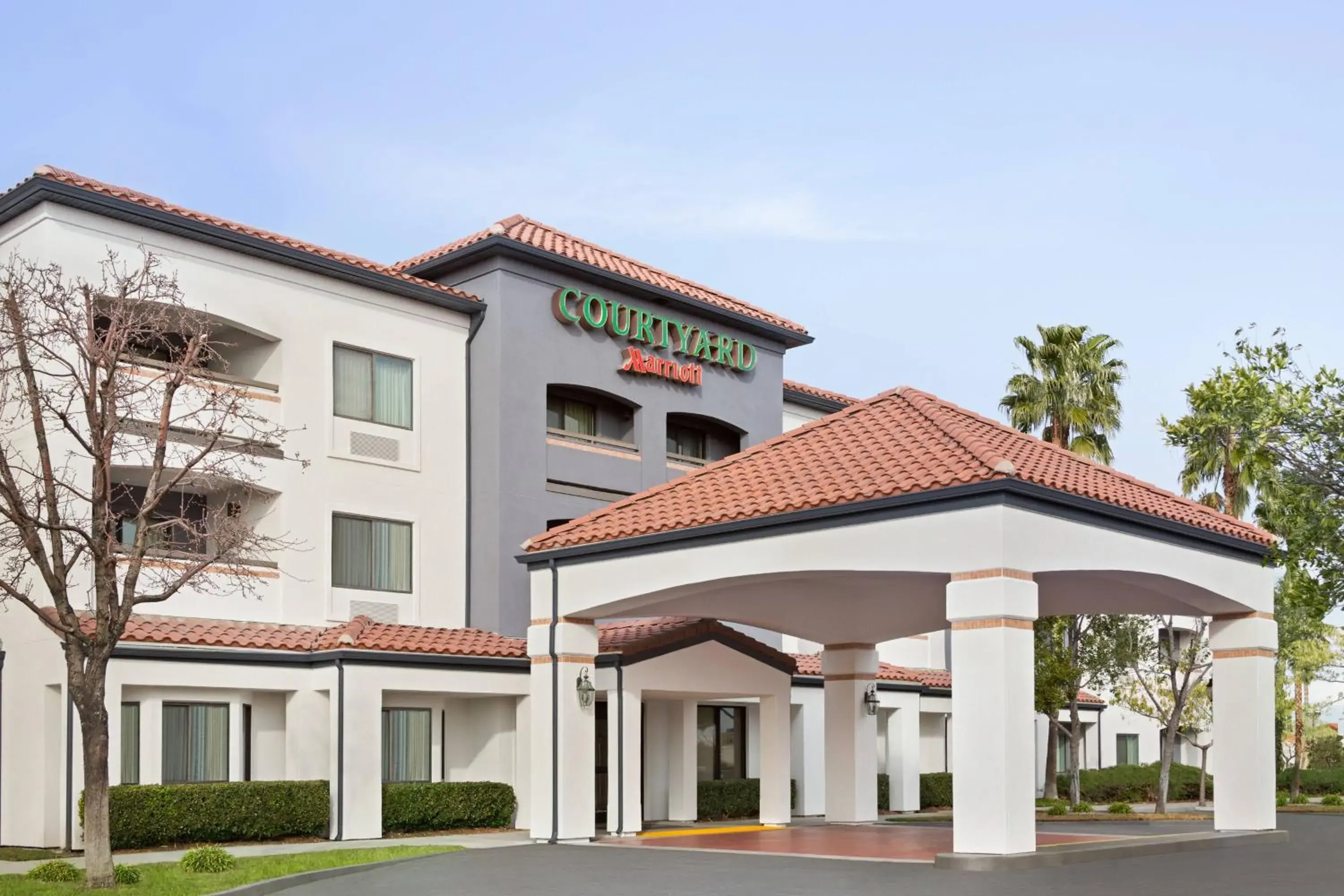 Property building in Courtyard by Marriott Palmdale Property building in Courtyard by Marriott Palmdale