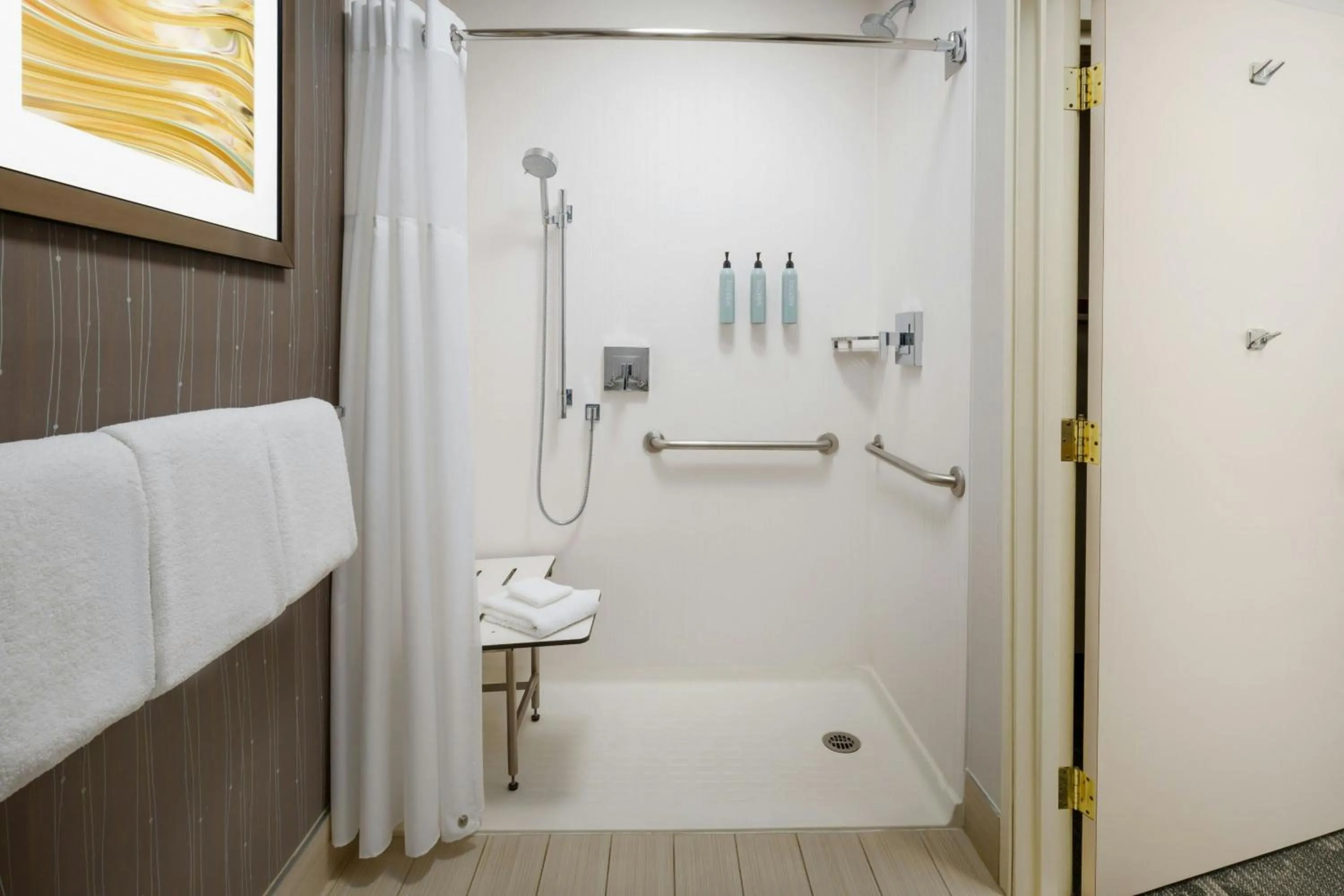 Bathroom in Courtyard by Marriott Palmdale