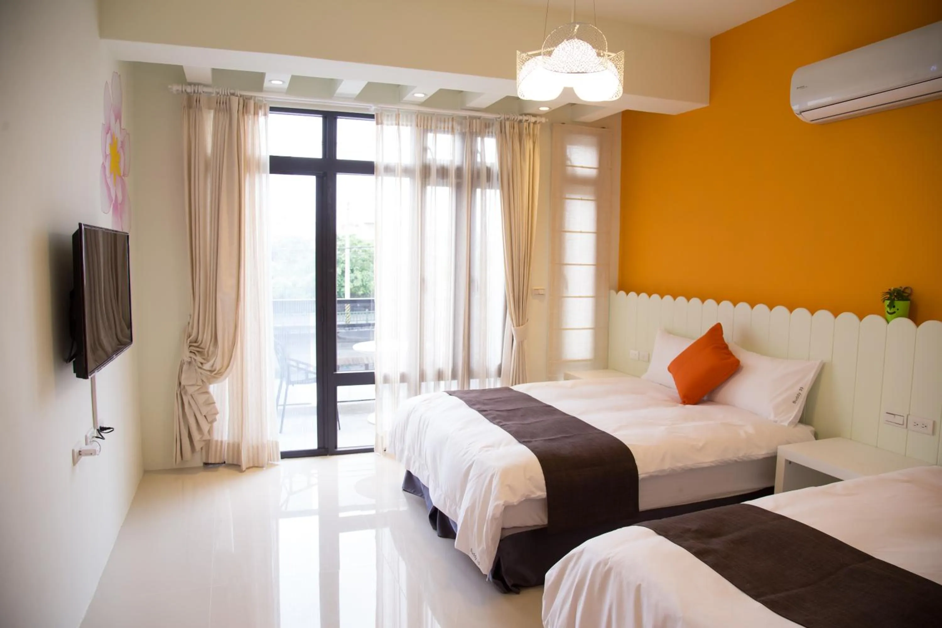 Bedroom, Bed in BUDDY 35