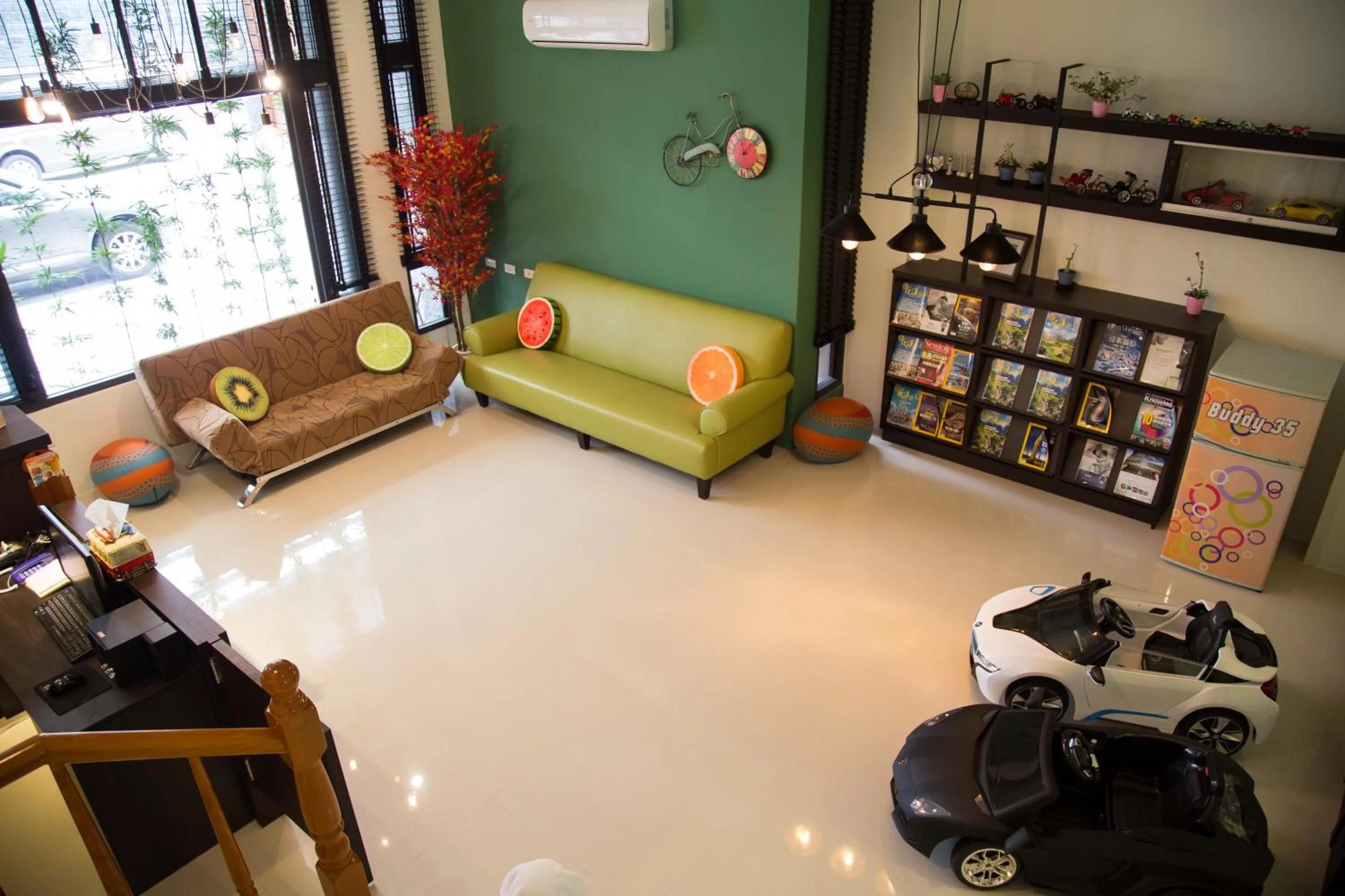 Communal lounge/ TV room in BUDDY 35