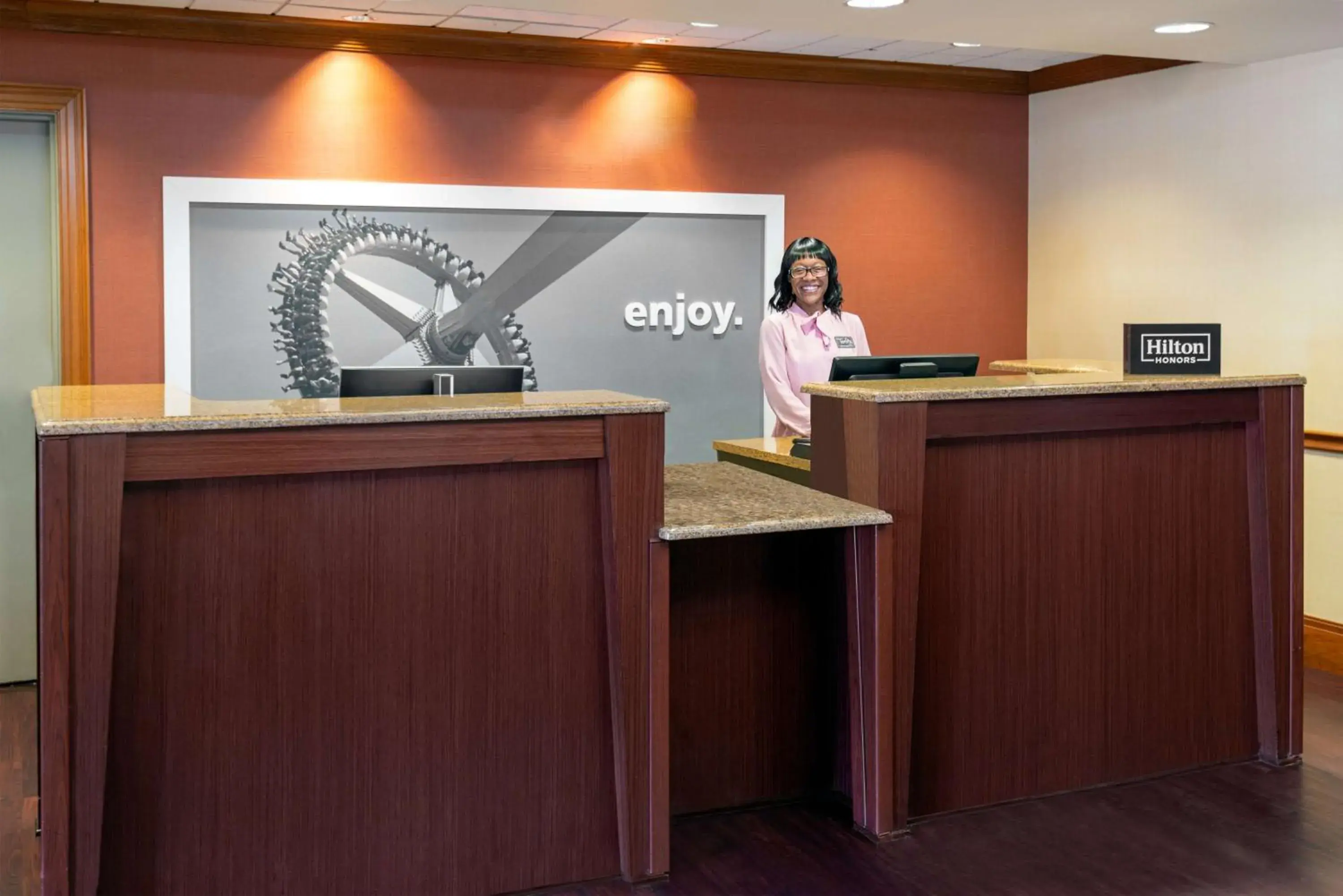 Lobby or reception in Hampton Inn Springfield South Enfield Lobby or reception in Hampton Inn Springfield South Enfield