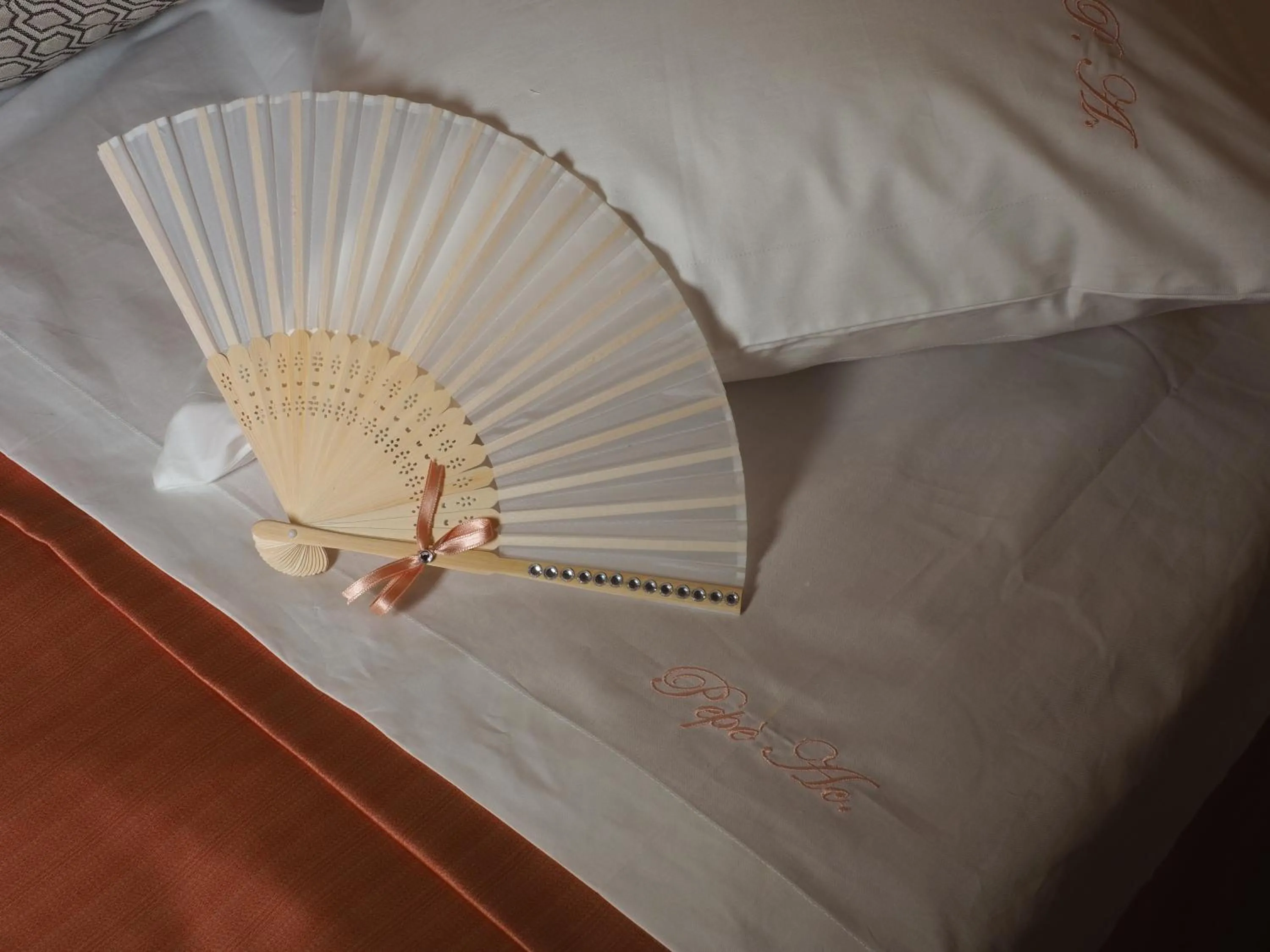Bed in Pepe'Accommodation