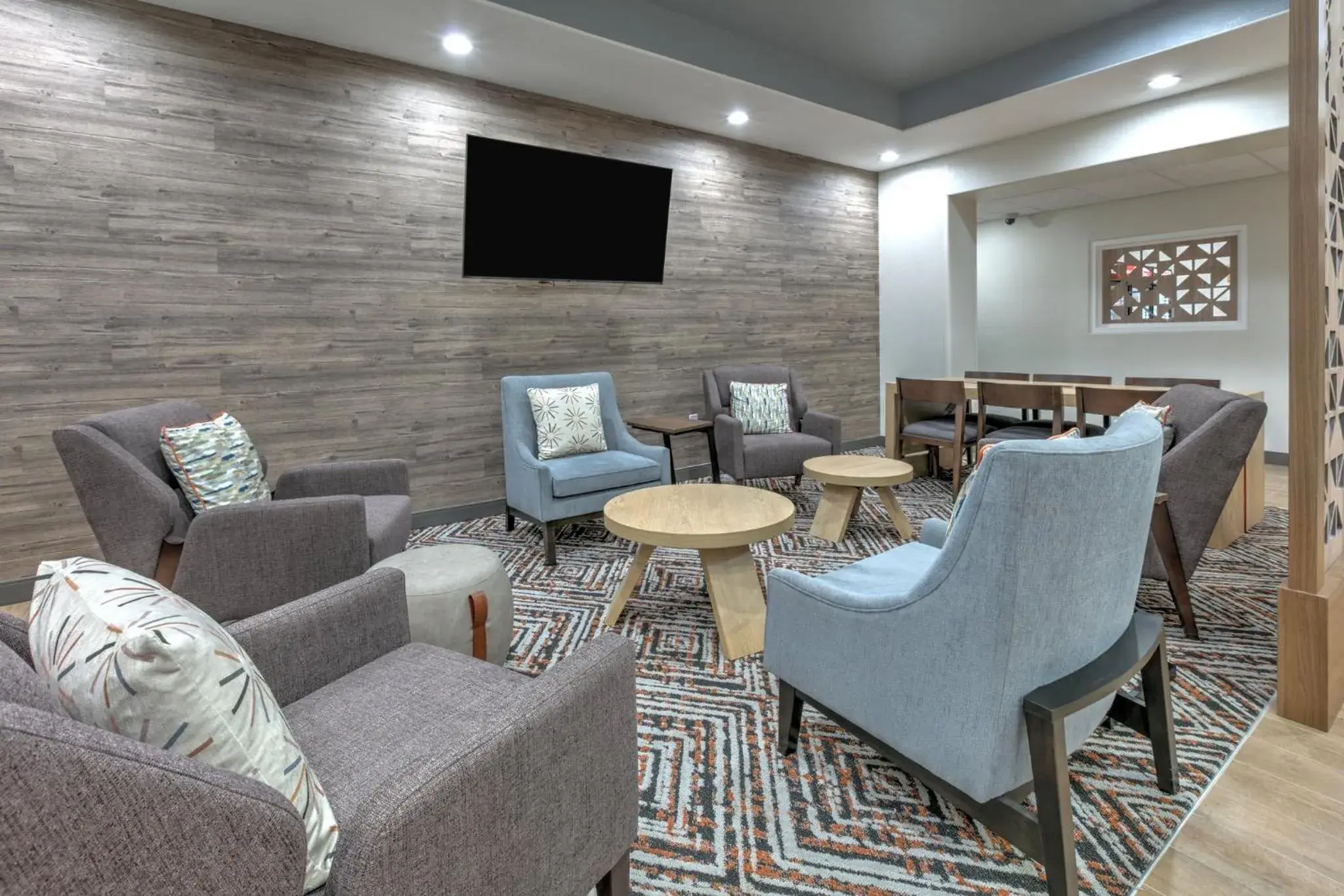 Property building in Candlewood Suites Lake Jackson by IHG Property building in Candlewood Suites Lake Jackson by IHG