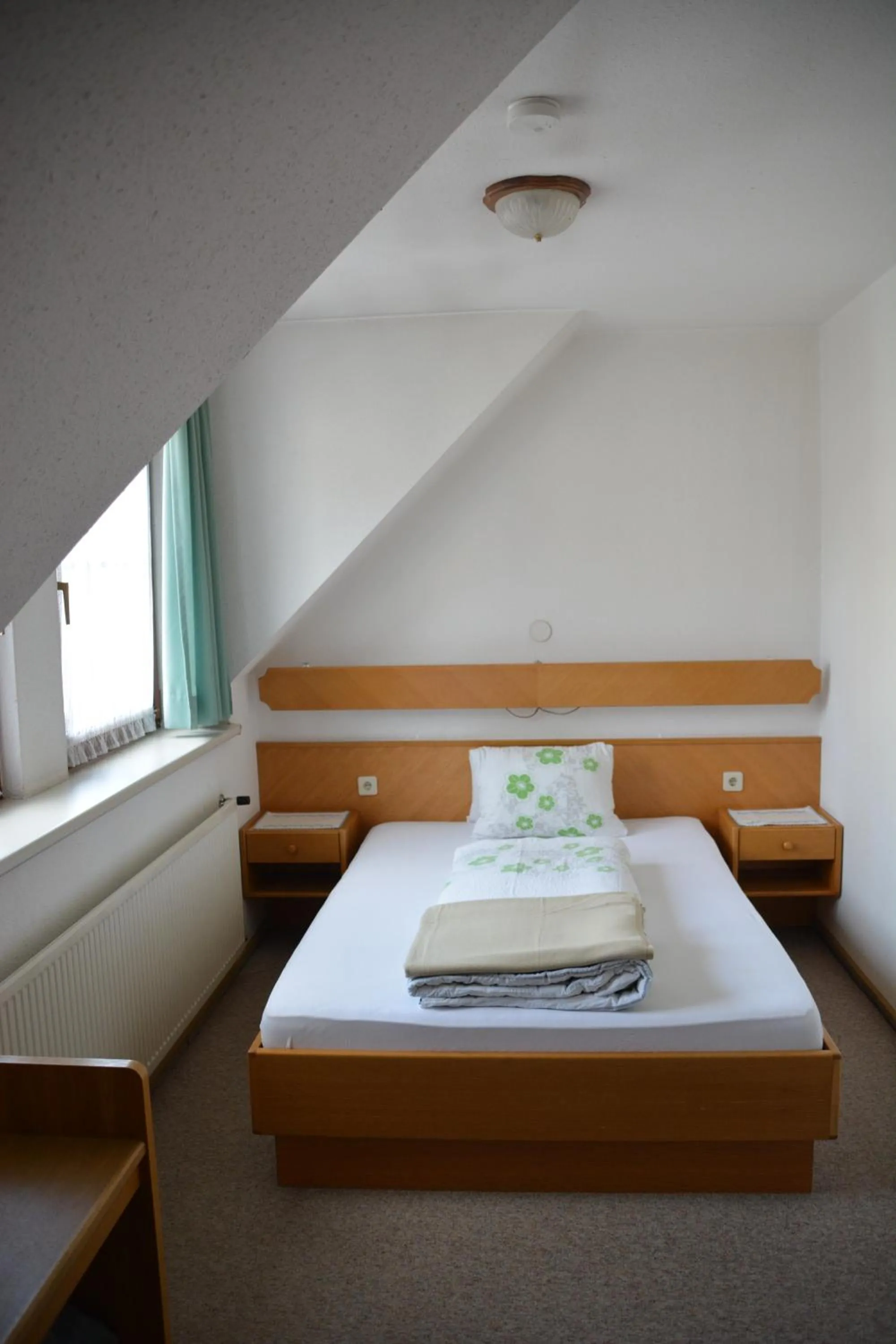 Photo of the whole room, Bed in Kronenwirt