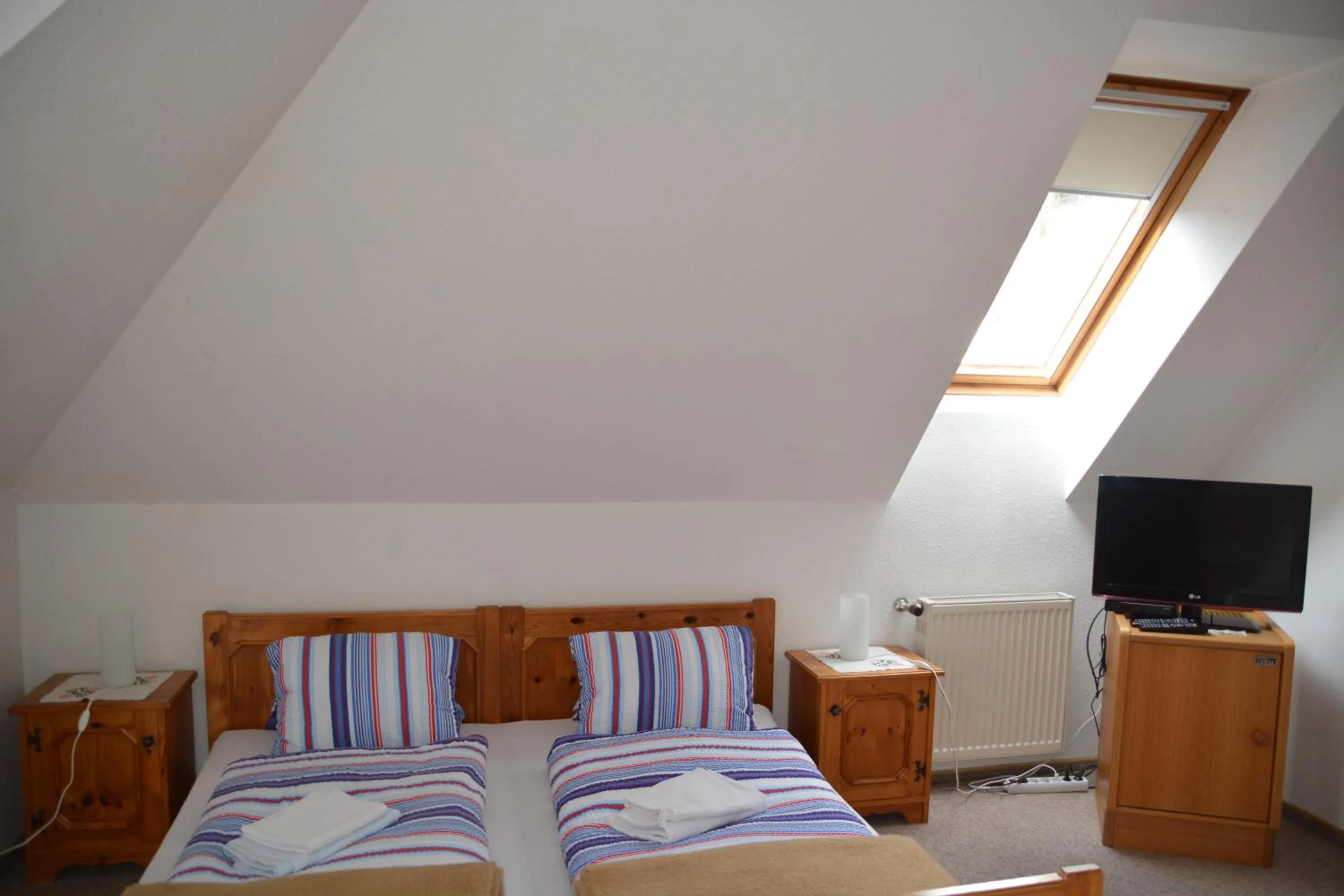 Bedroom, Bed in Kronenwirt
