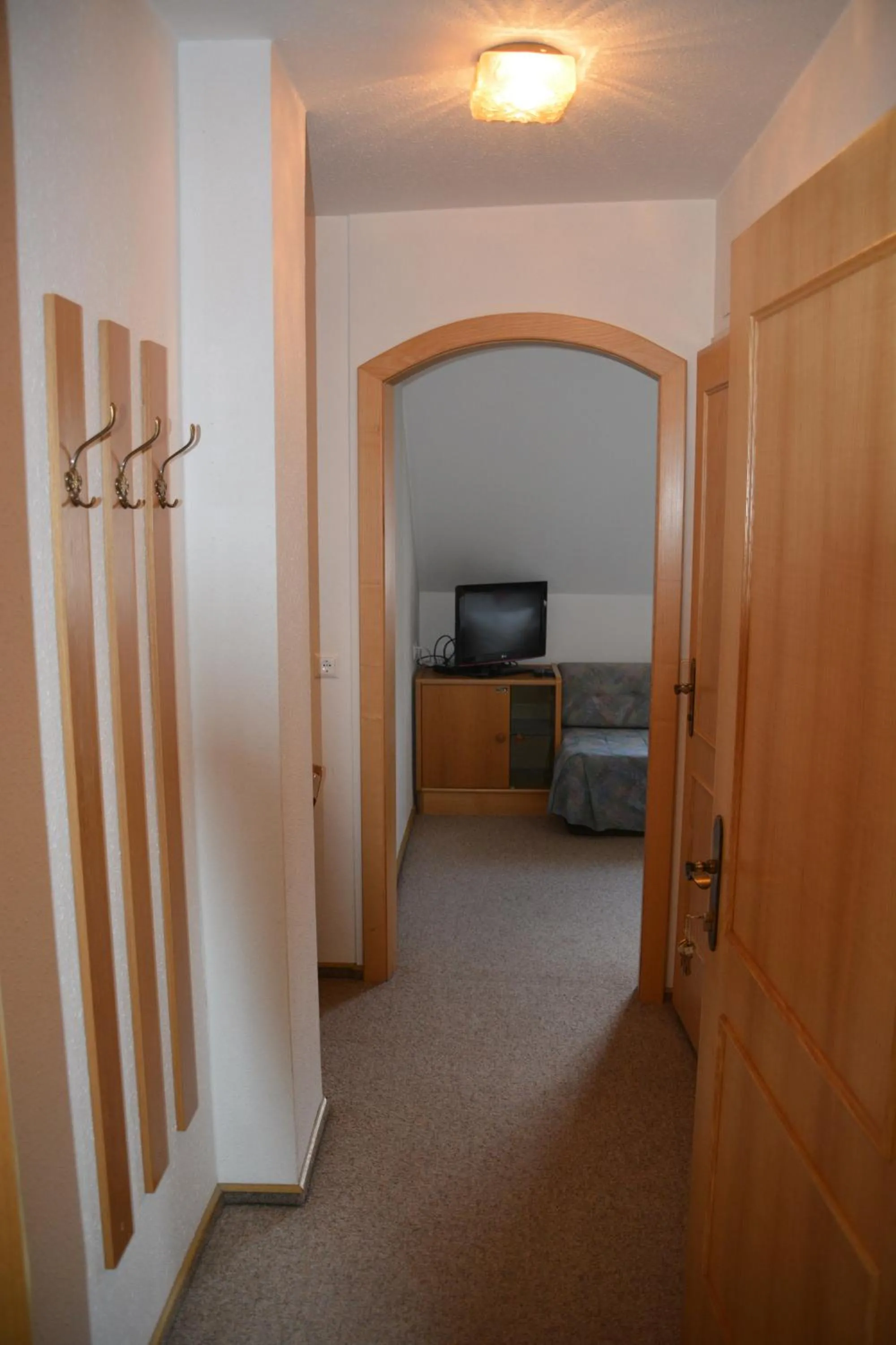 Living room, Bed in Kronenwirt