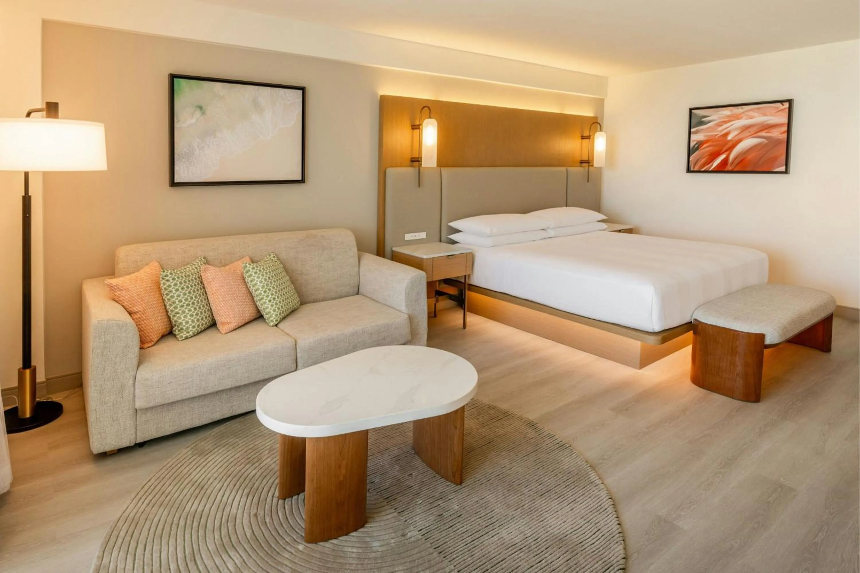 Photo of the whole room, Bed in Aruba Marriott Resort & Stellaris Casino