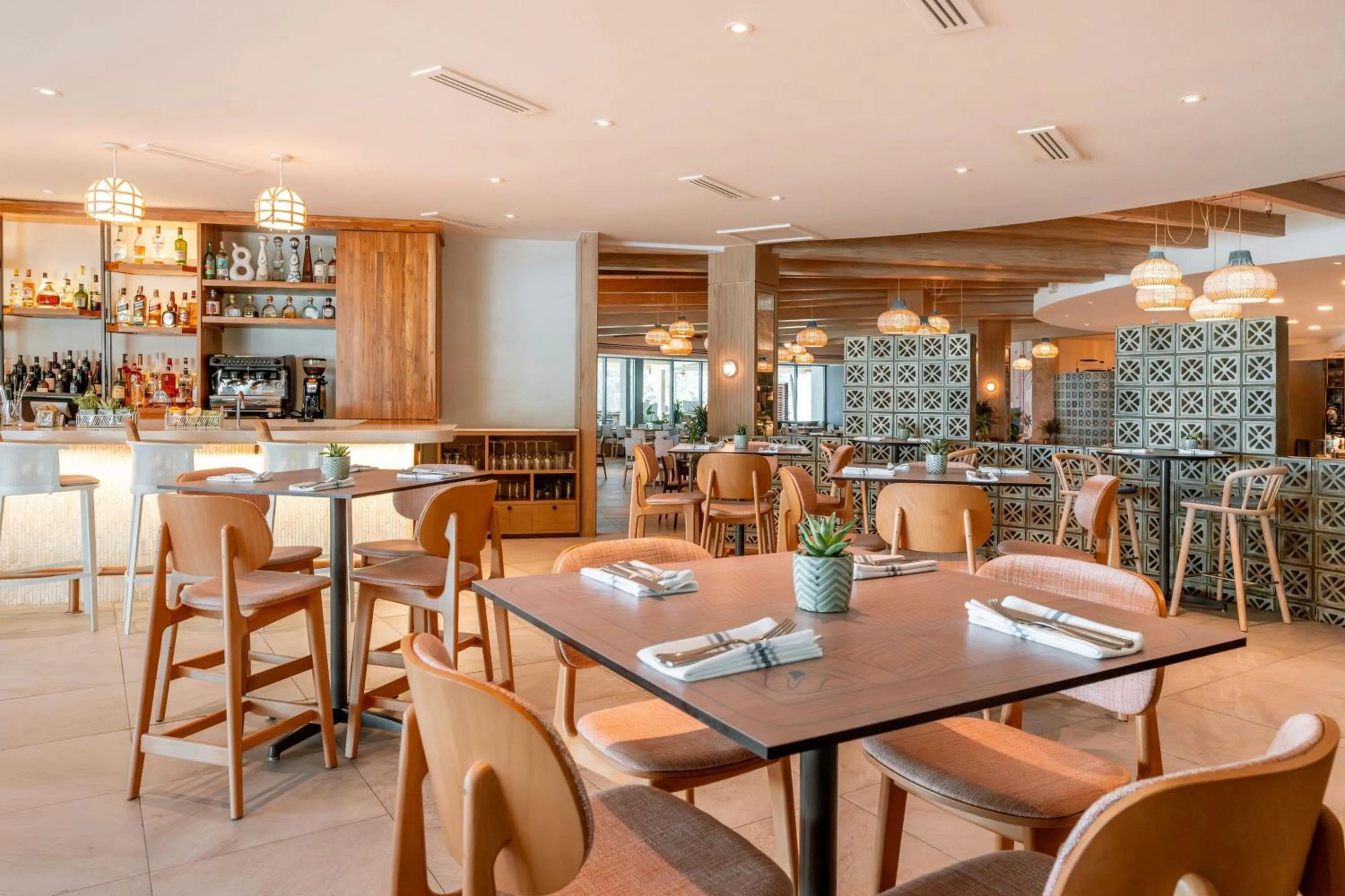 Restaurant/places to eat in Aruba Marriott Resort & Stellaris Casino