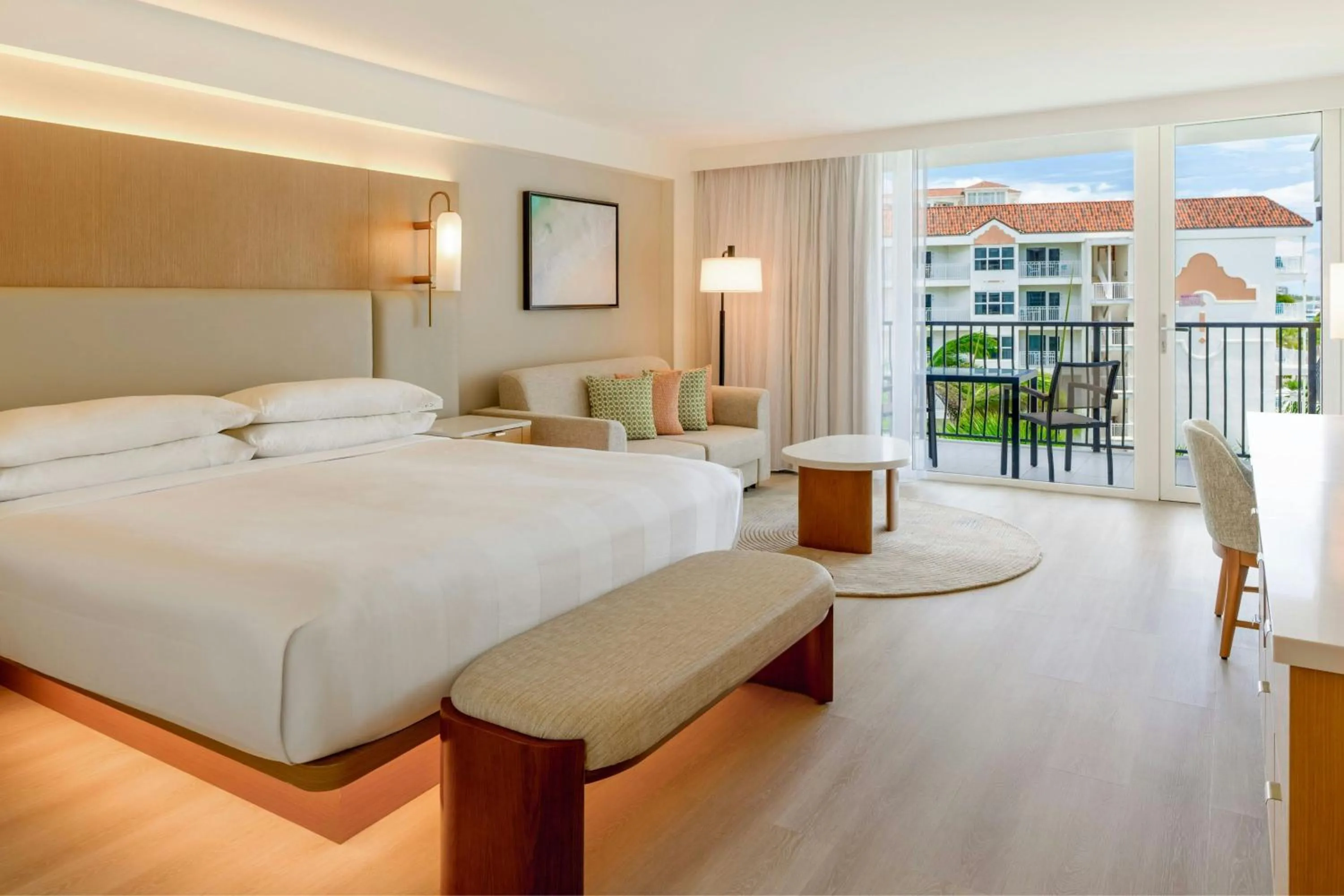 Photo of the whole room, Bed in Aruba Marriott Resort & Stellaris Casino