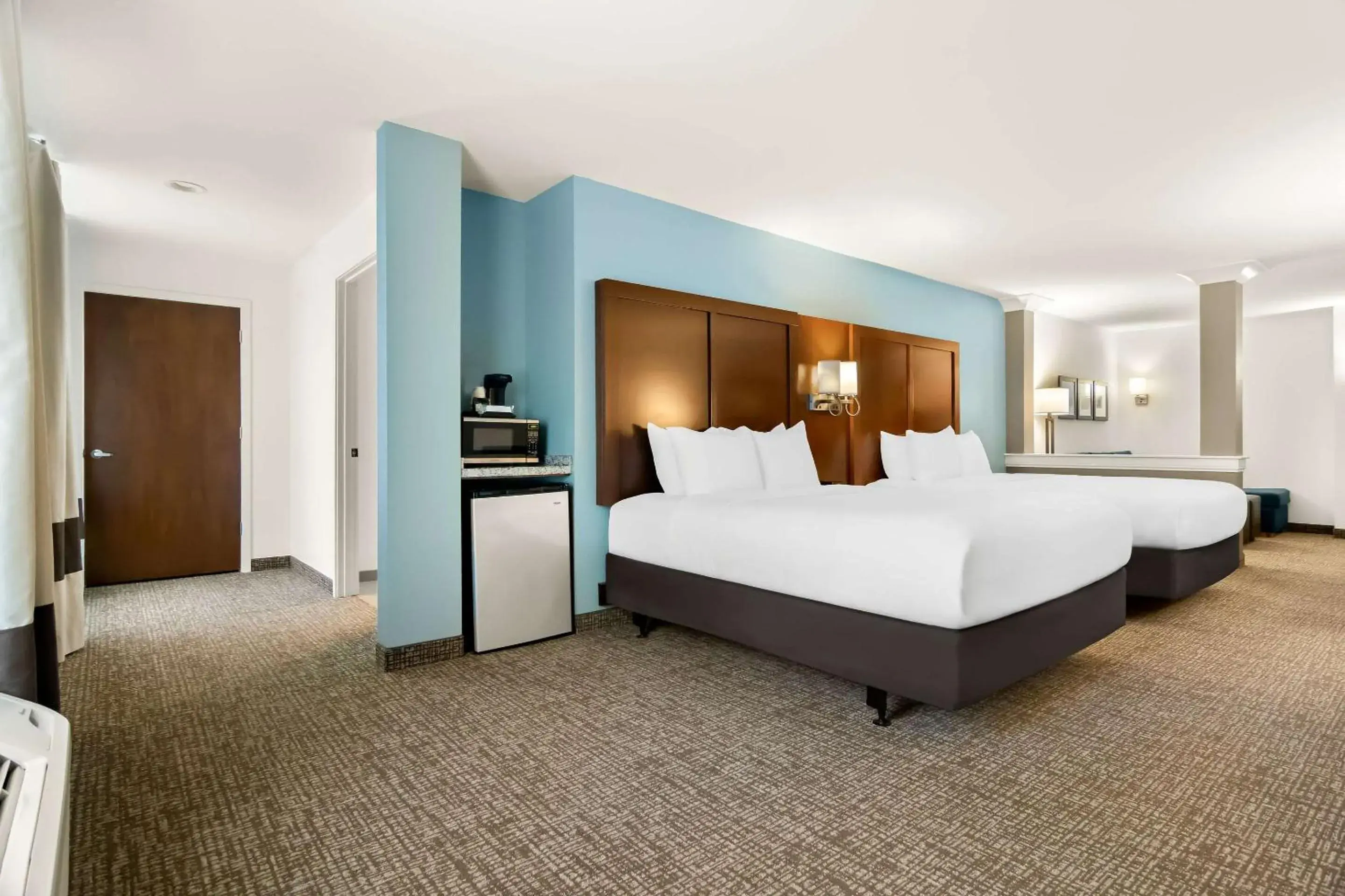 Bedroom in Comfort Suites Rensselaer near Fair Oaks Bedroom in Comfort Suites Rensselaer near Fair Oaks