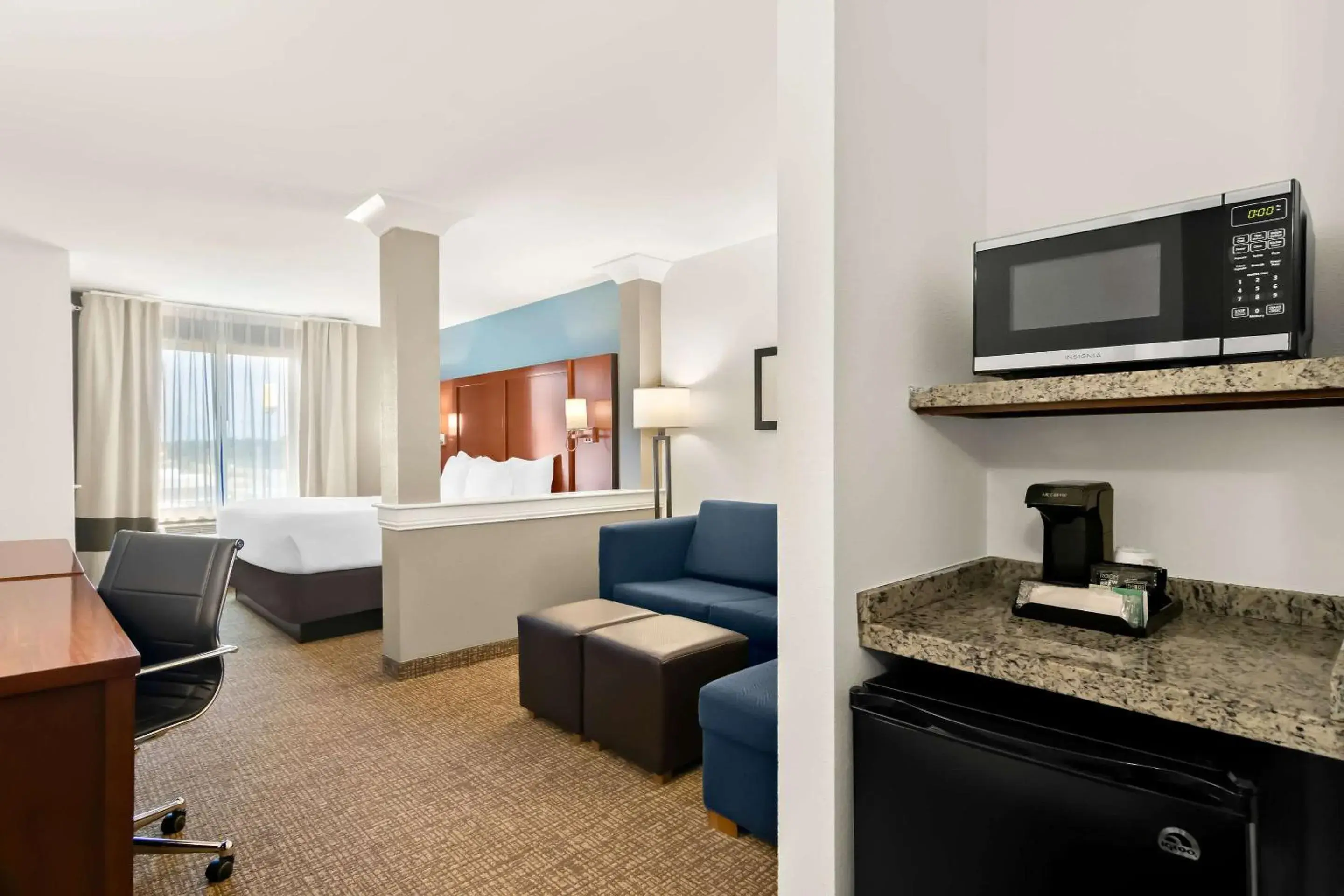 Bedroom in Comfort Suites Rensselaer near Fair Oaks Bedroom in Comfort Suites Rensselaer near Fair Oaks