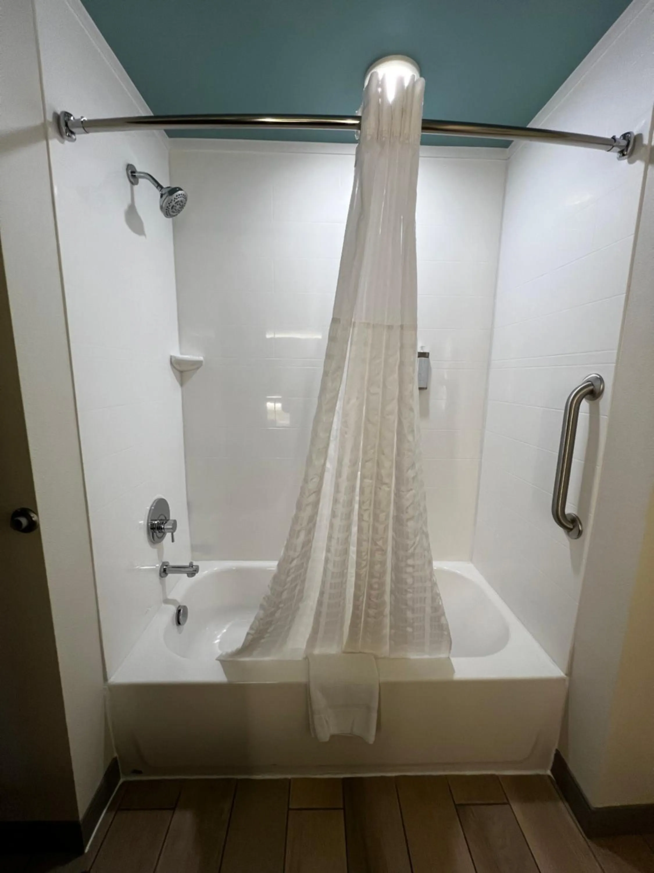 Bathroom in Marina Bay Hotel & Suites, an Ascend Collection Hotel